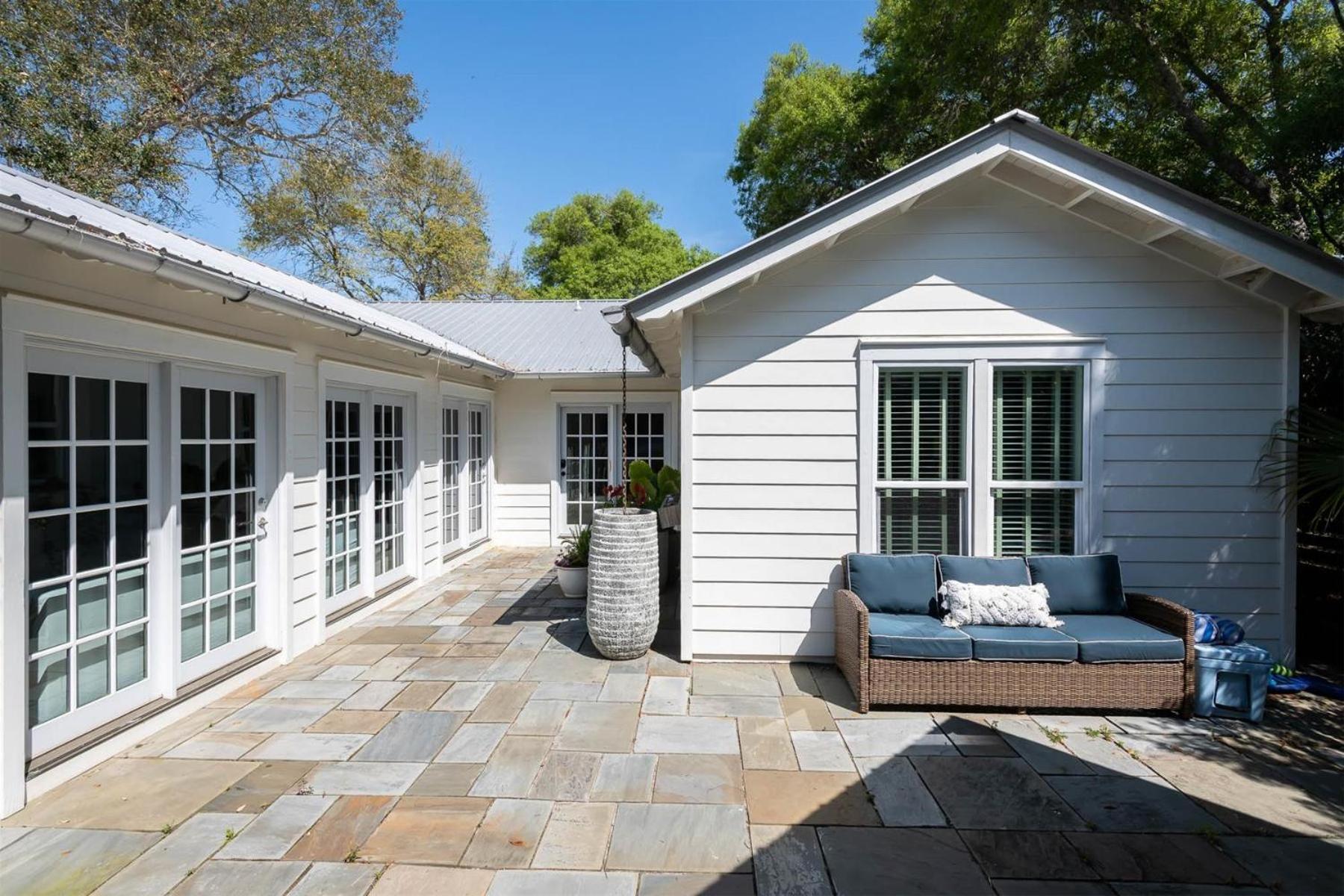 Seacrest West - 'fort Grace' Holiday home *