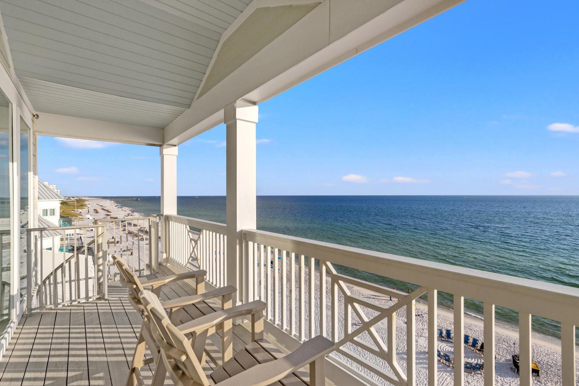 Pineapple Paradise! 6br 7ba Beachfront House! Private Pool! Grill! Sleeps 16! Panama City Beach