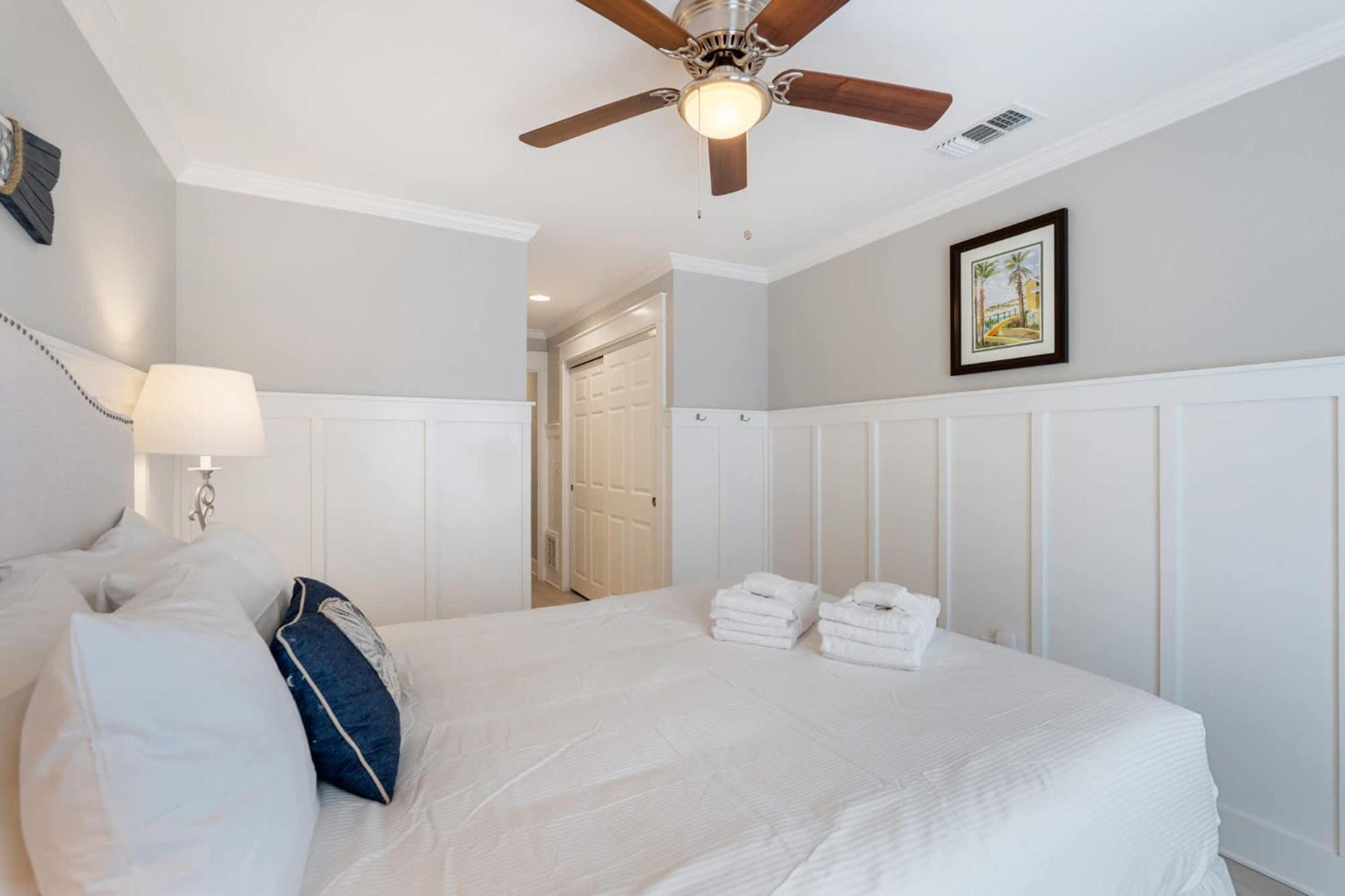 Laguna Breeze-pet Friendly, Short Walk To