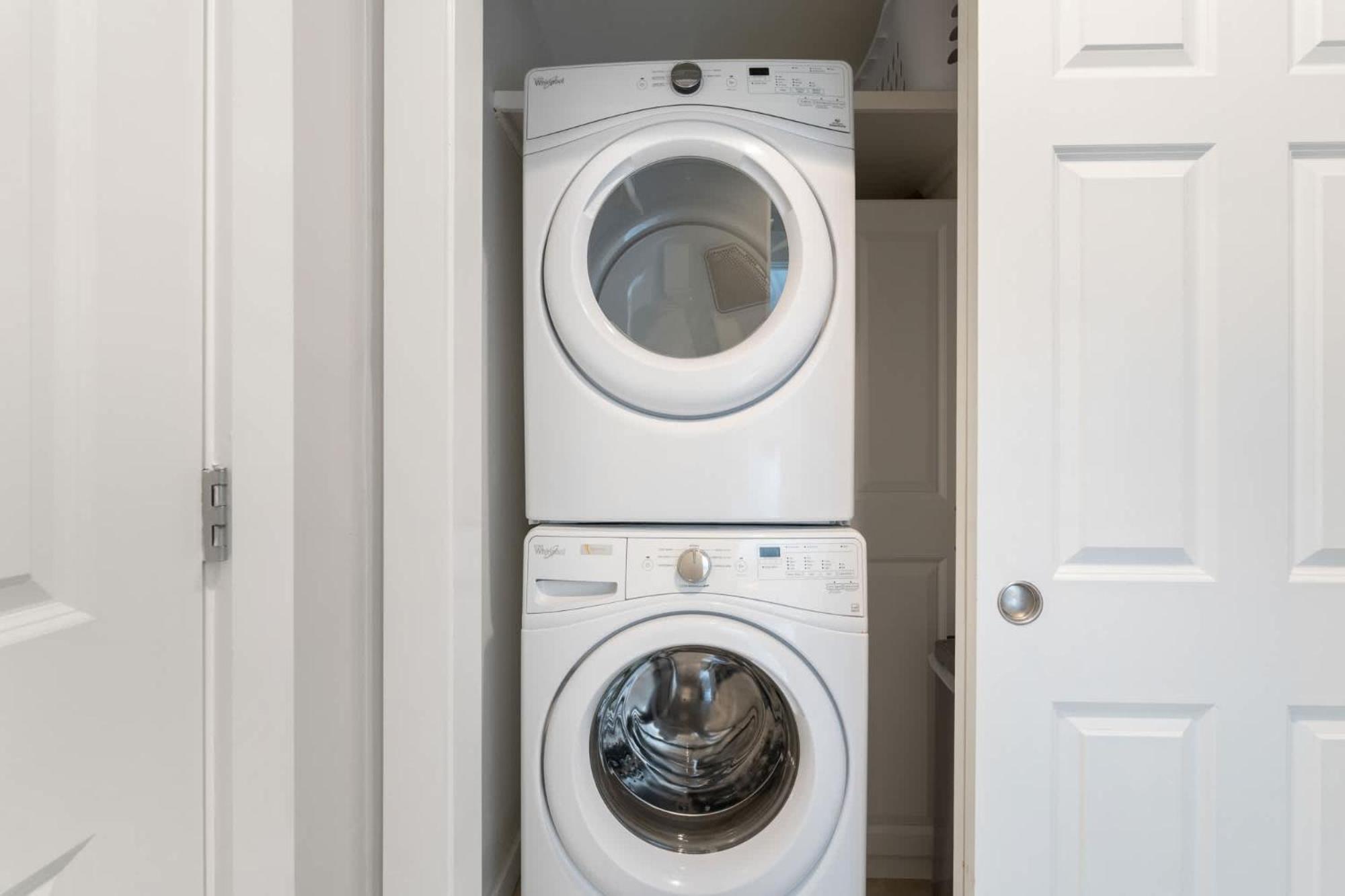 Holiday home Laguna Breeze-pet Friendly, Short Walk To