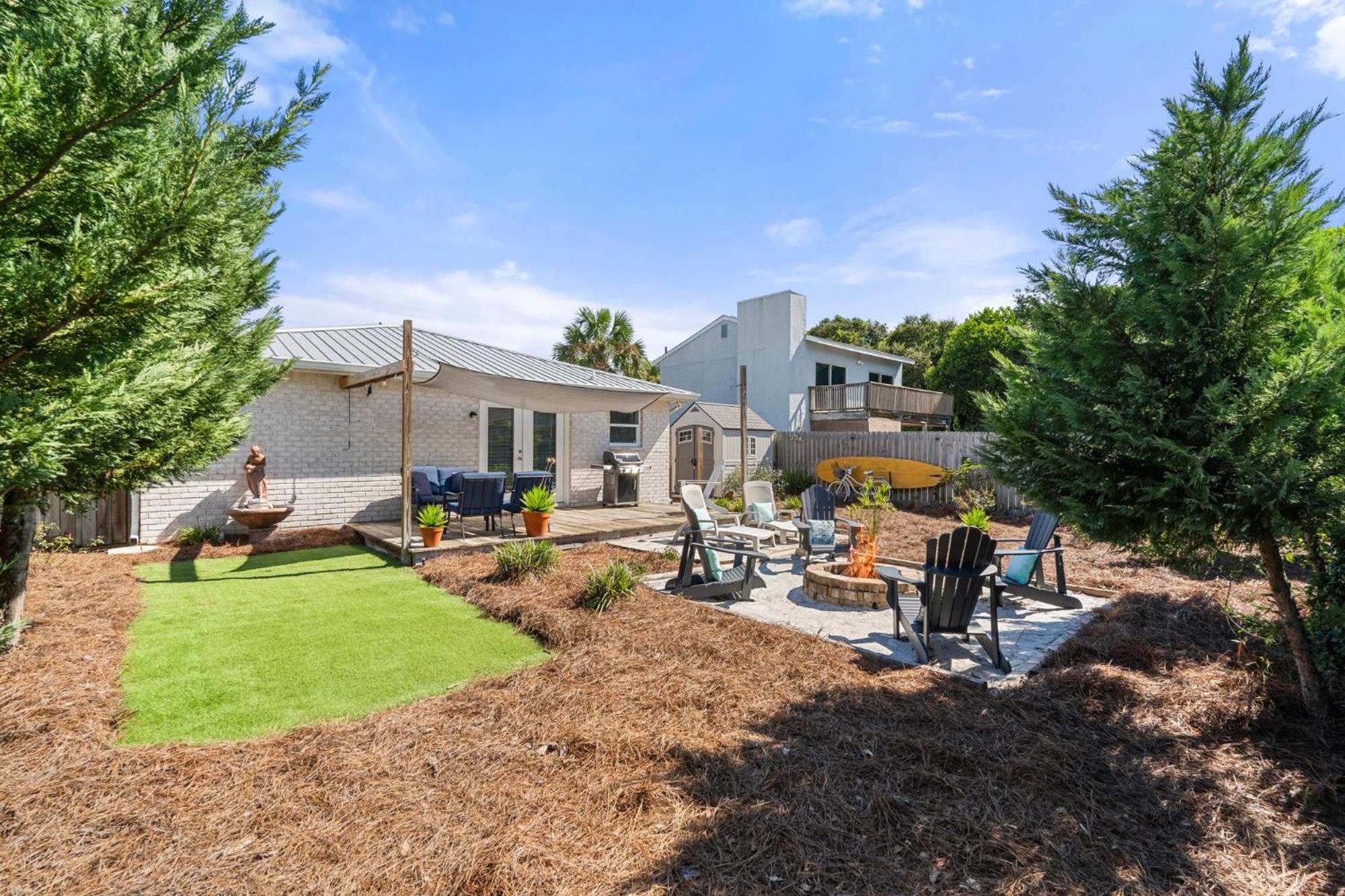 Laguna Breeze-pet Friendly, Short Walk To Panama City Beach