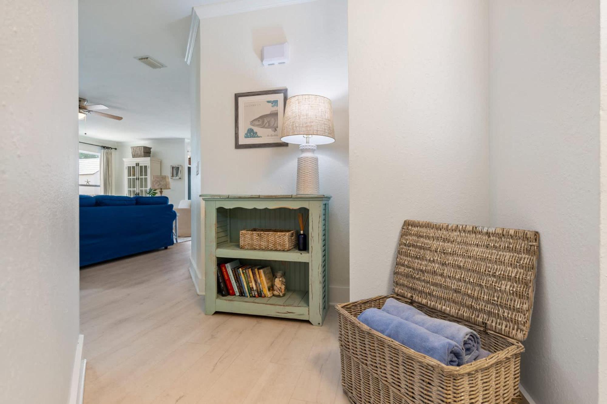 Holiday home Laguna Breeze-pet Friendly, Short Walk To *