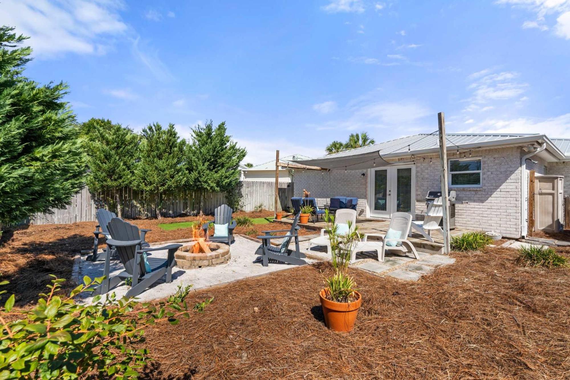 Laguna Breeze-pet Friendly, Short Walk To Panama City Beach