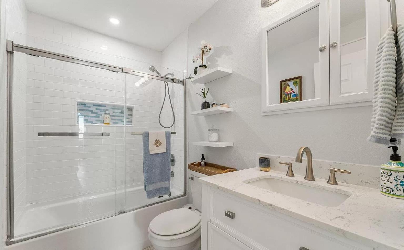Laguna Breeze-pet Friendly, Short Walk To Panama City Beach