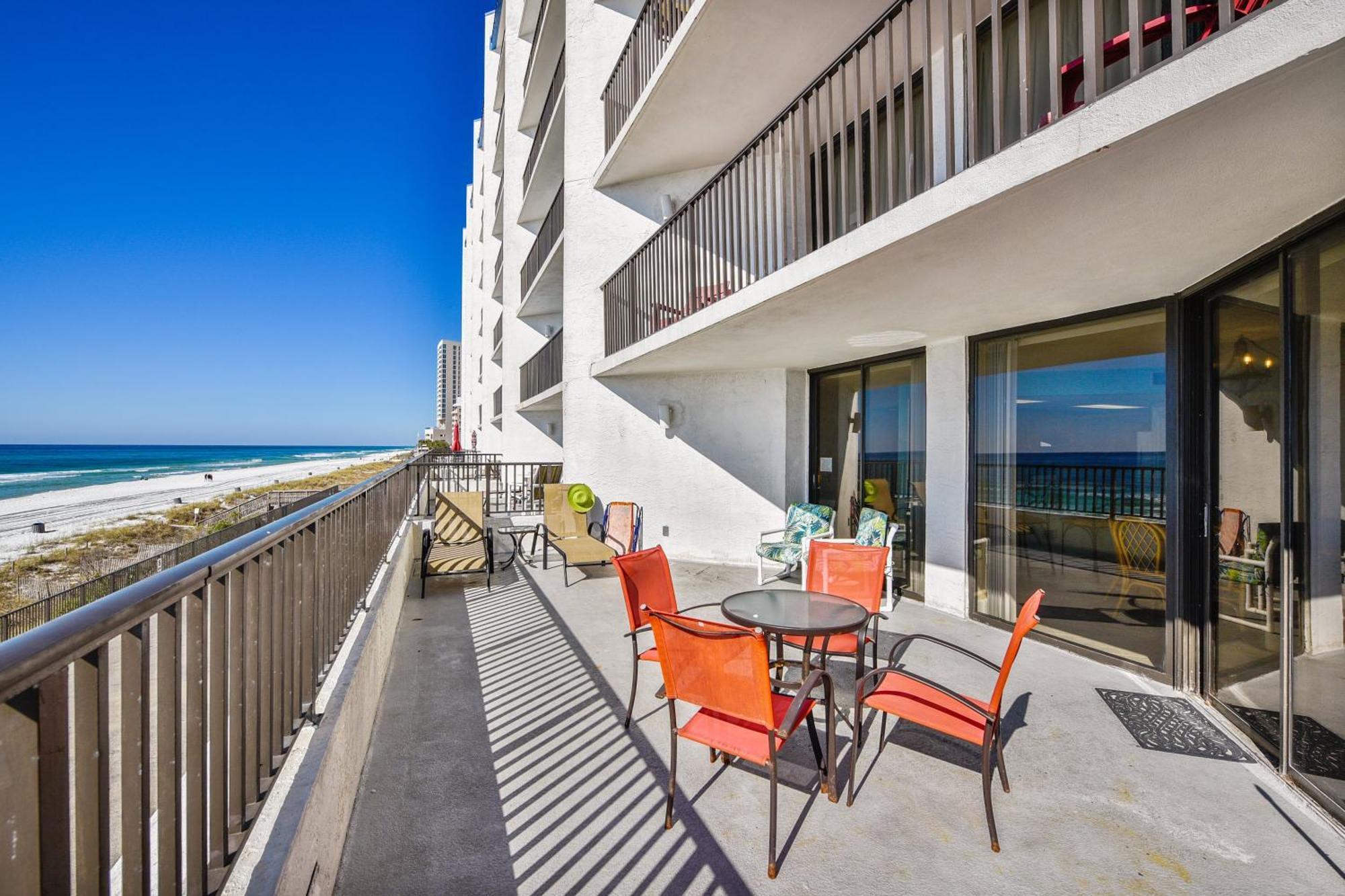 Aquavista #206-w By Book That Holiday home *