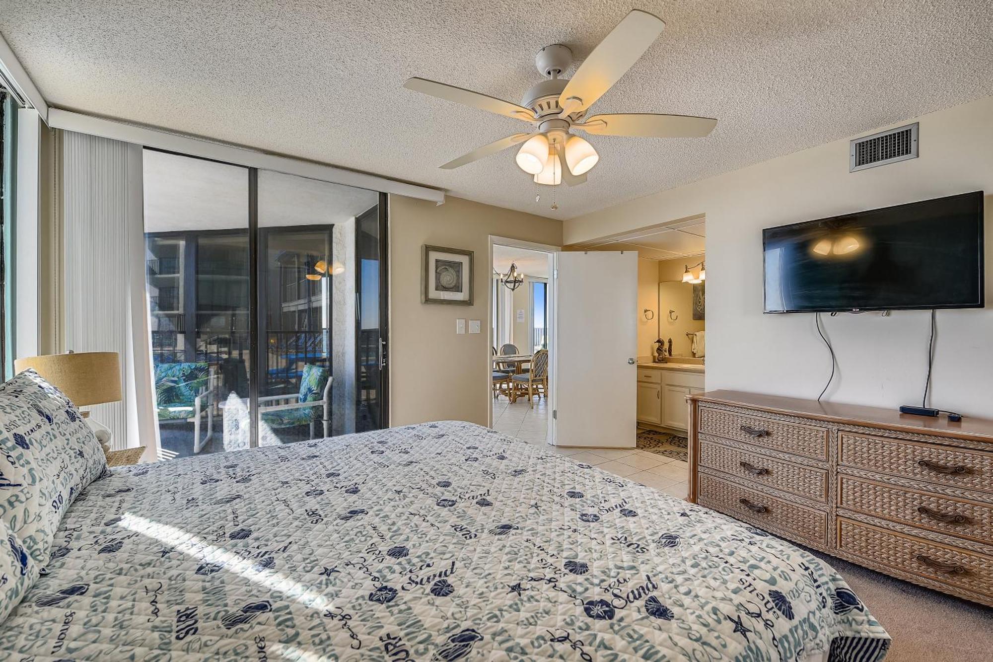 Aquavista #206-w By Book That Holiday home