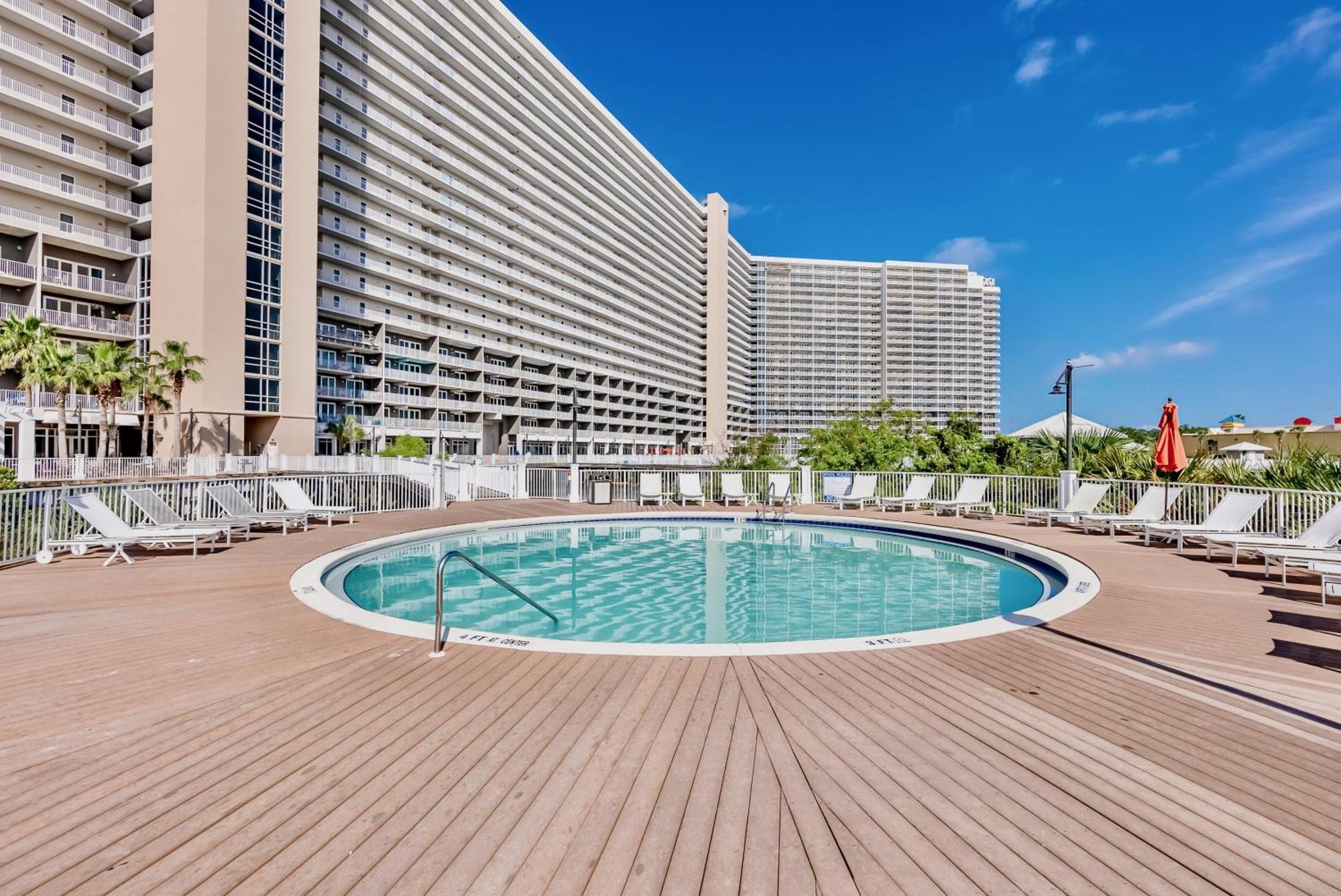 Spectacular Ocean View Condo! Steps To The Beach! By Dolce Getaways Pcb! Apartment