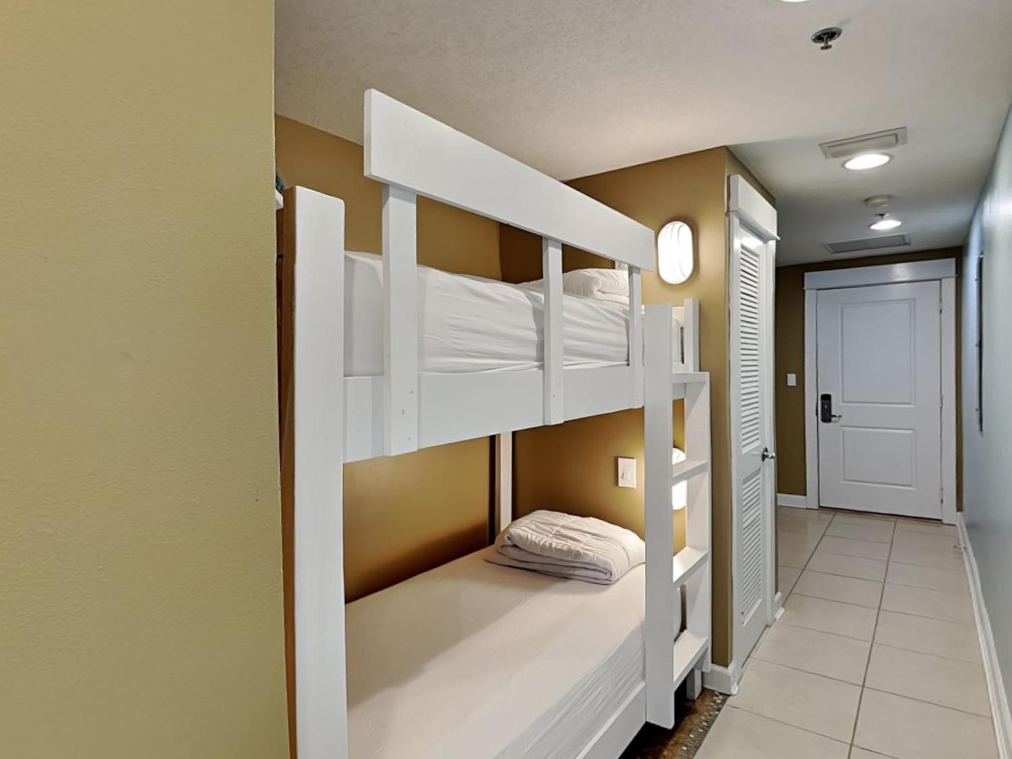Grand Panama - The Grand Ii 803