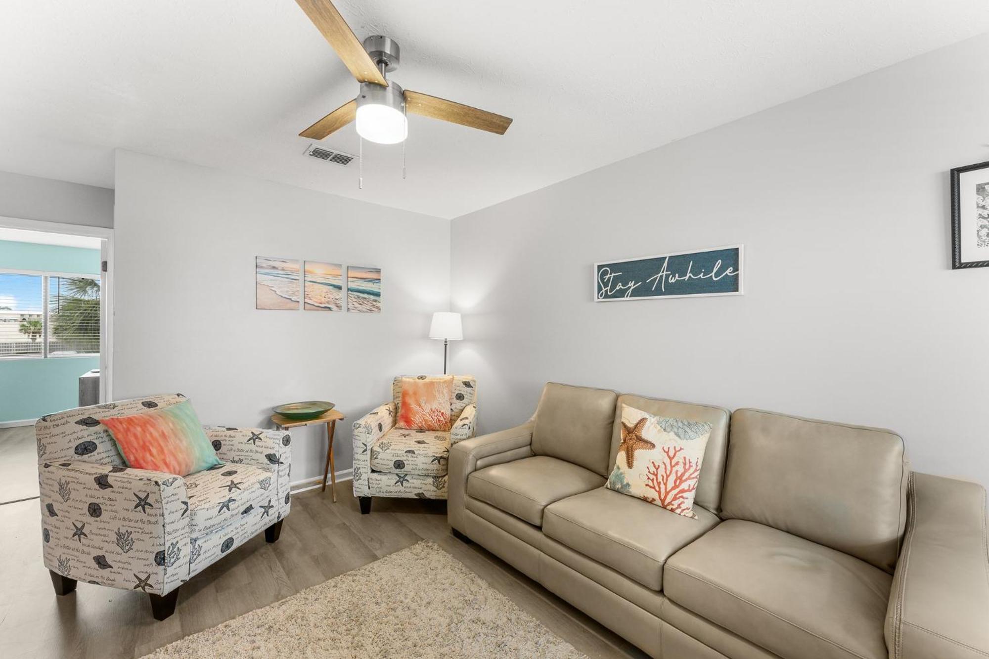 Castle West G6 Apartment *