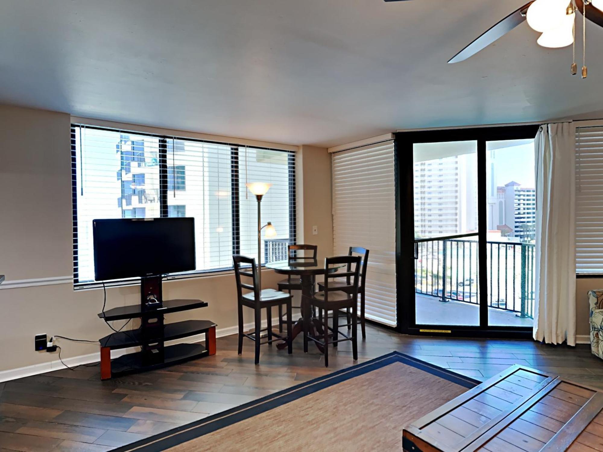 Sunbird 712 East