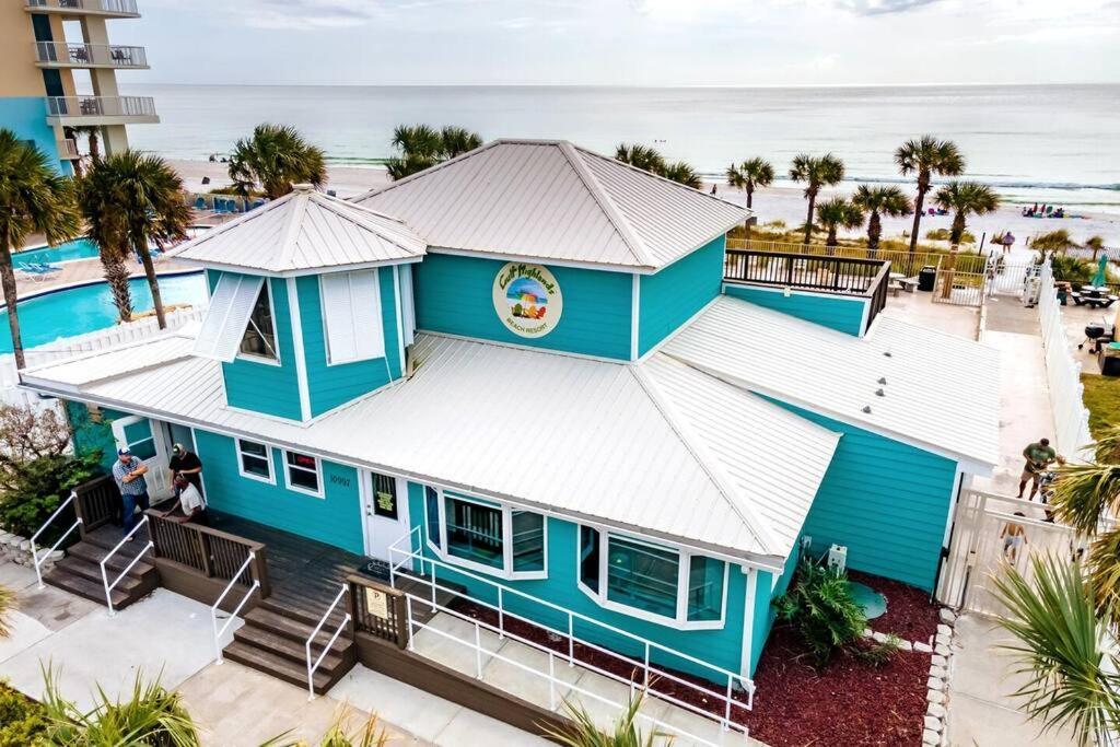 Pets Free! Fenced! Parking For 2! 11 Pools! Apartment Panama City Beach
