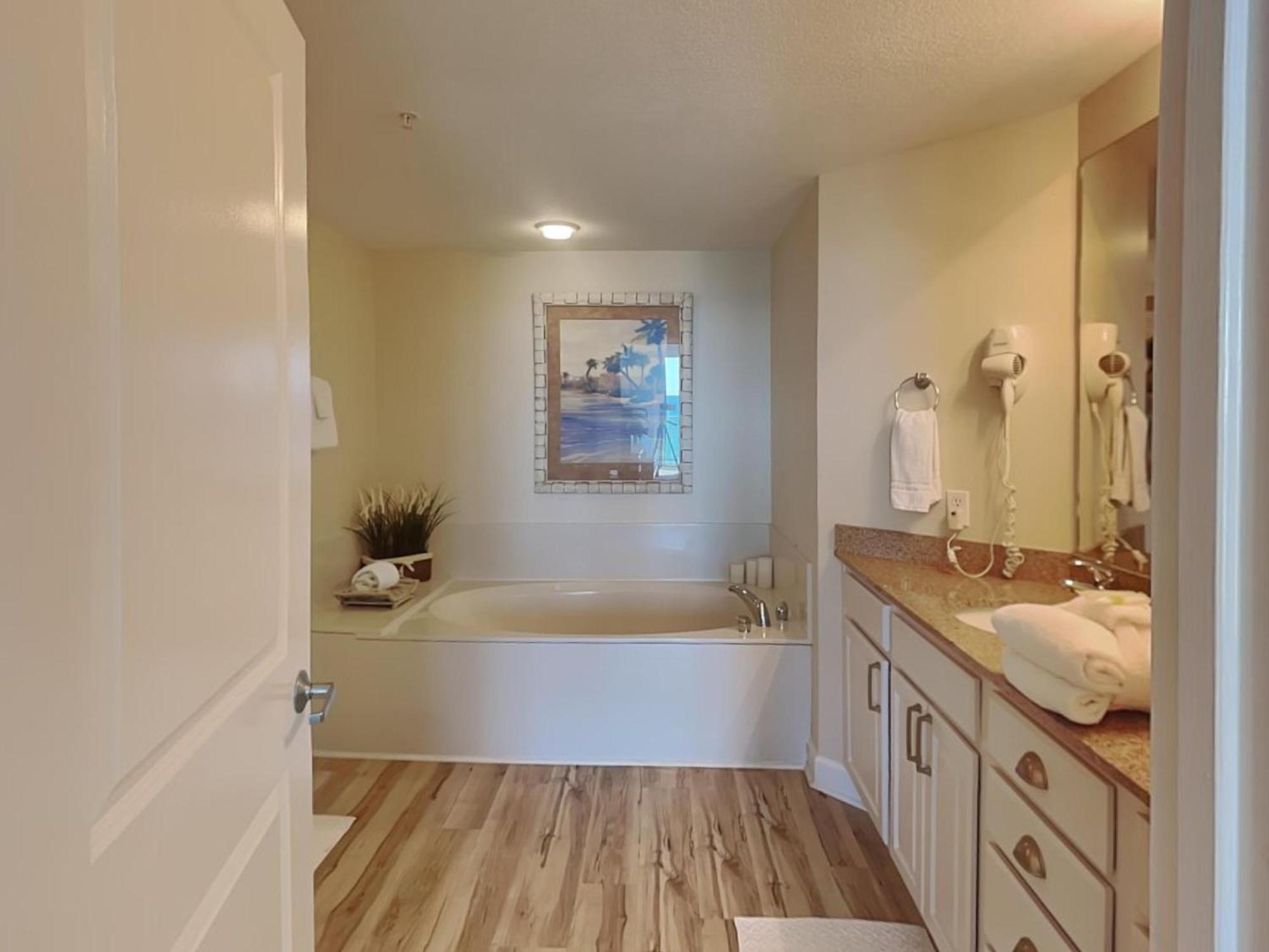 Grandview East 403 Apartment *