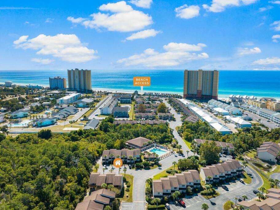 Across From West End Beach! Pet Friendly! Apartment