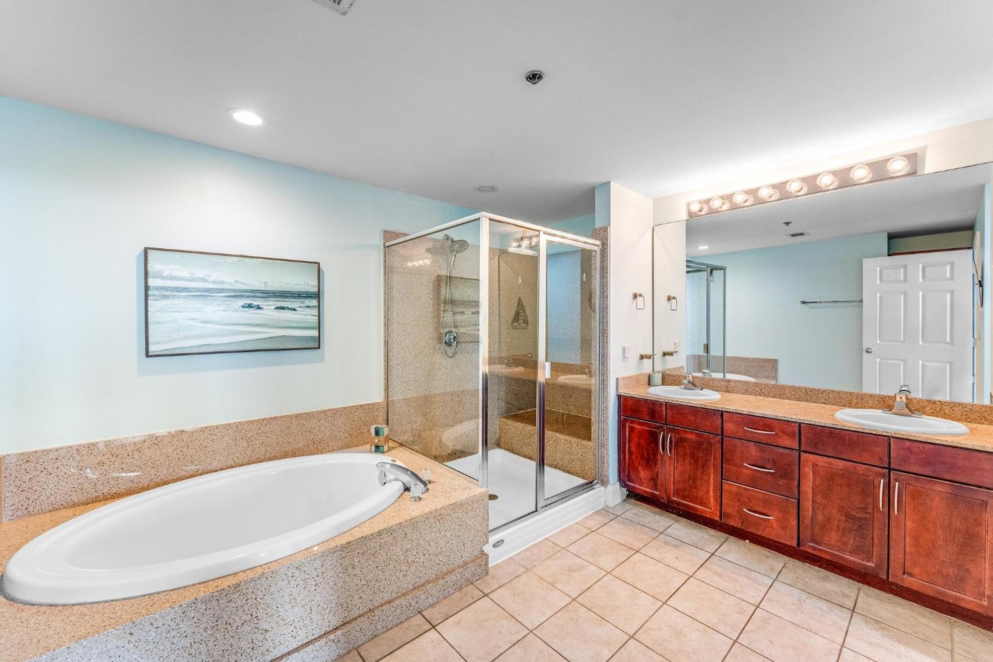 Laketown Wharf 1034