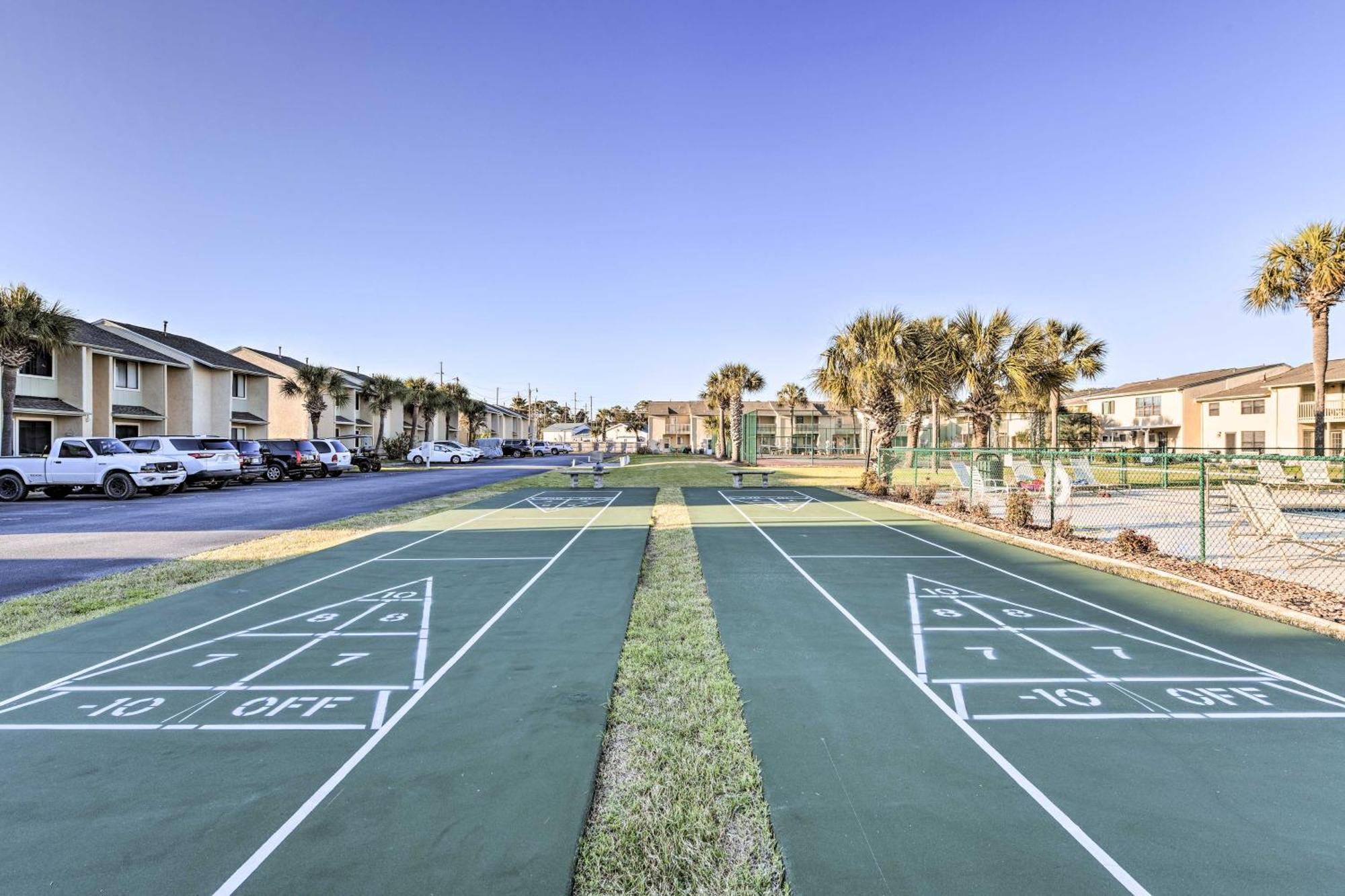 Resort-style Pcb Townhome Access And Pools! *
