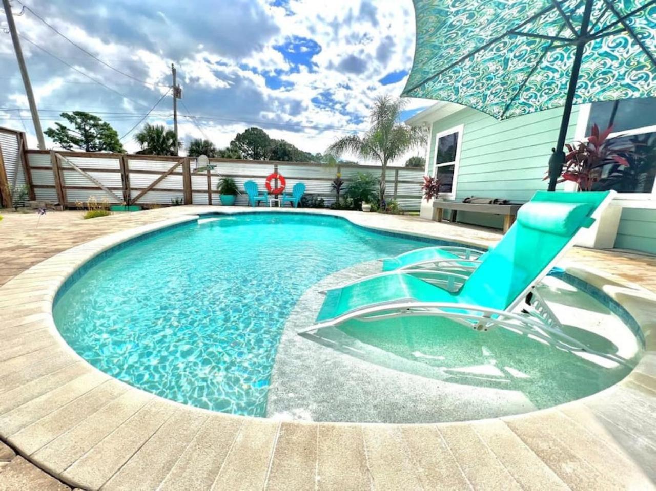 Holiday home With Pool And Golf Cart - Walk To The - Pcb *