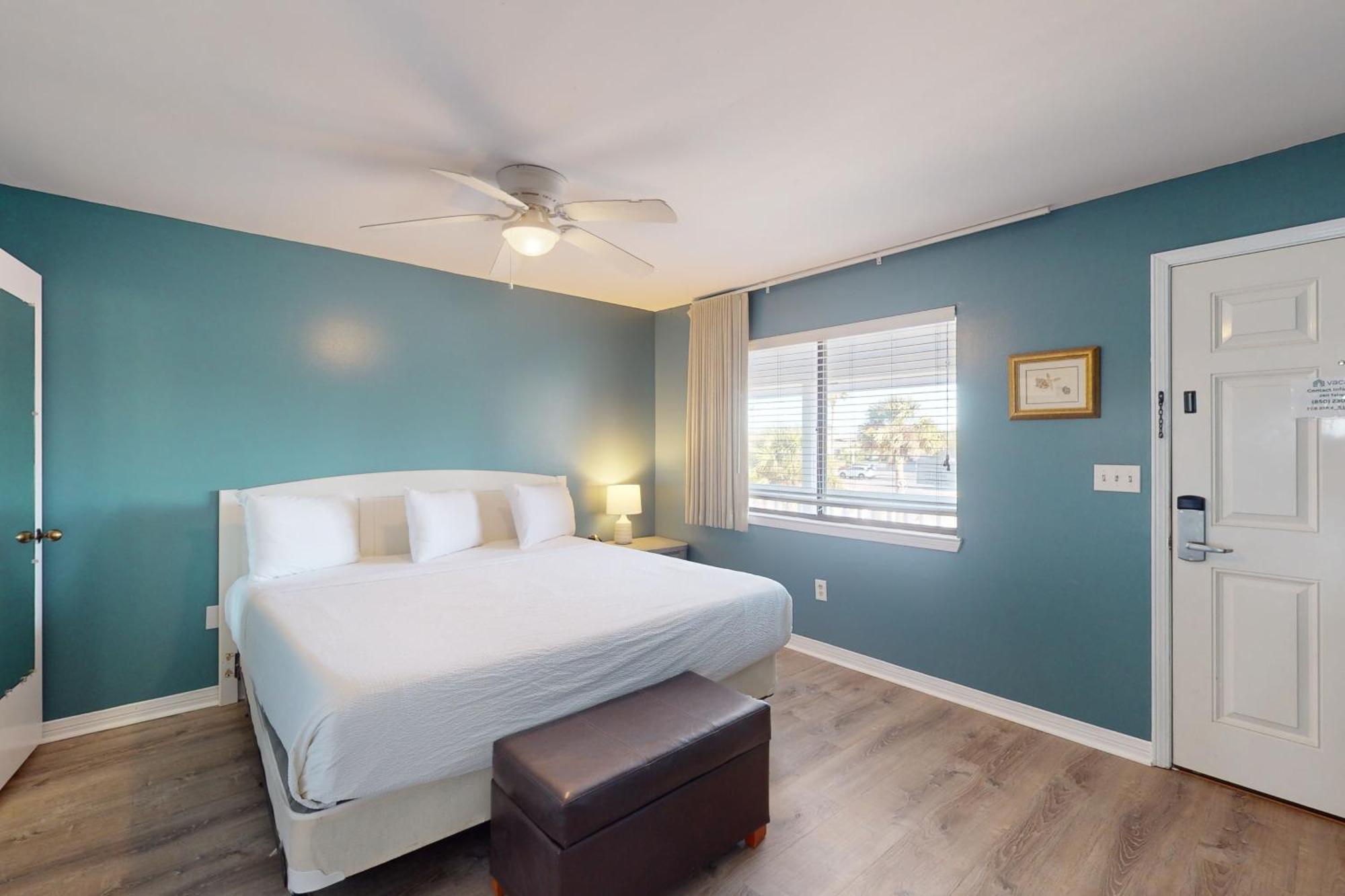 Apartment Front Retreat B2 Panama City Beach