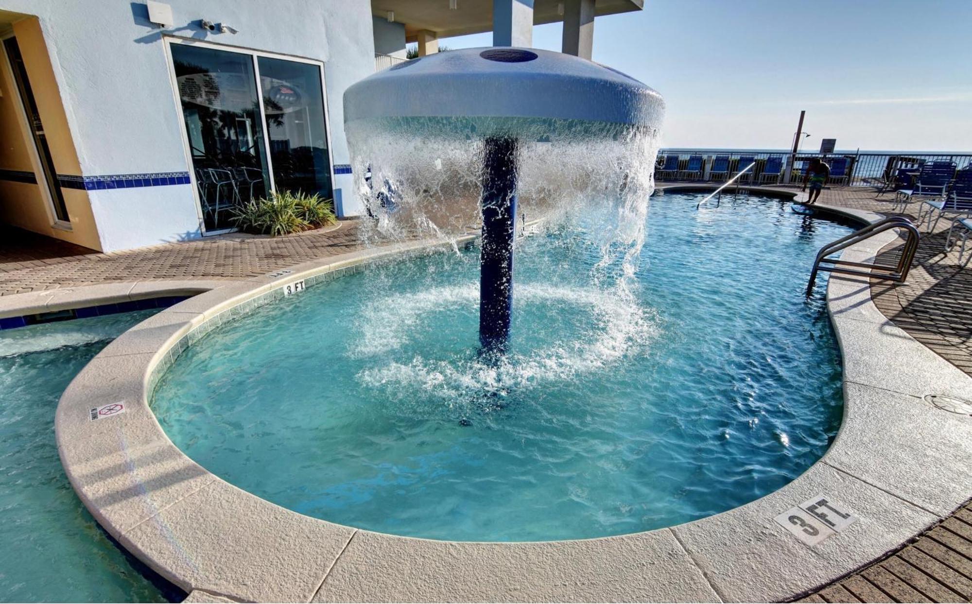 Apartment Beachfront Retreat! Family Friendly 1bd Getaway! By Dolce Getaways Pcb! Panama City Beach
