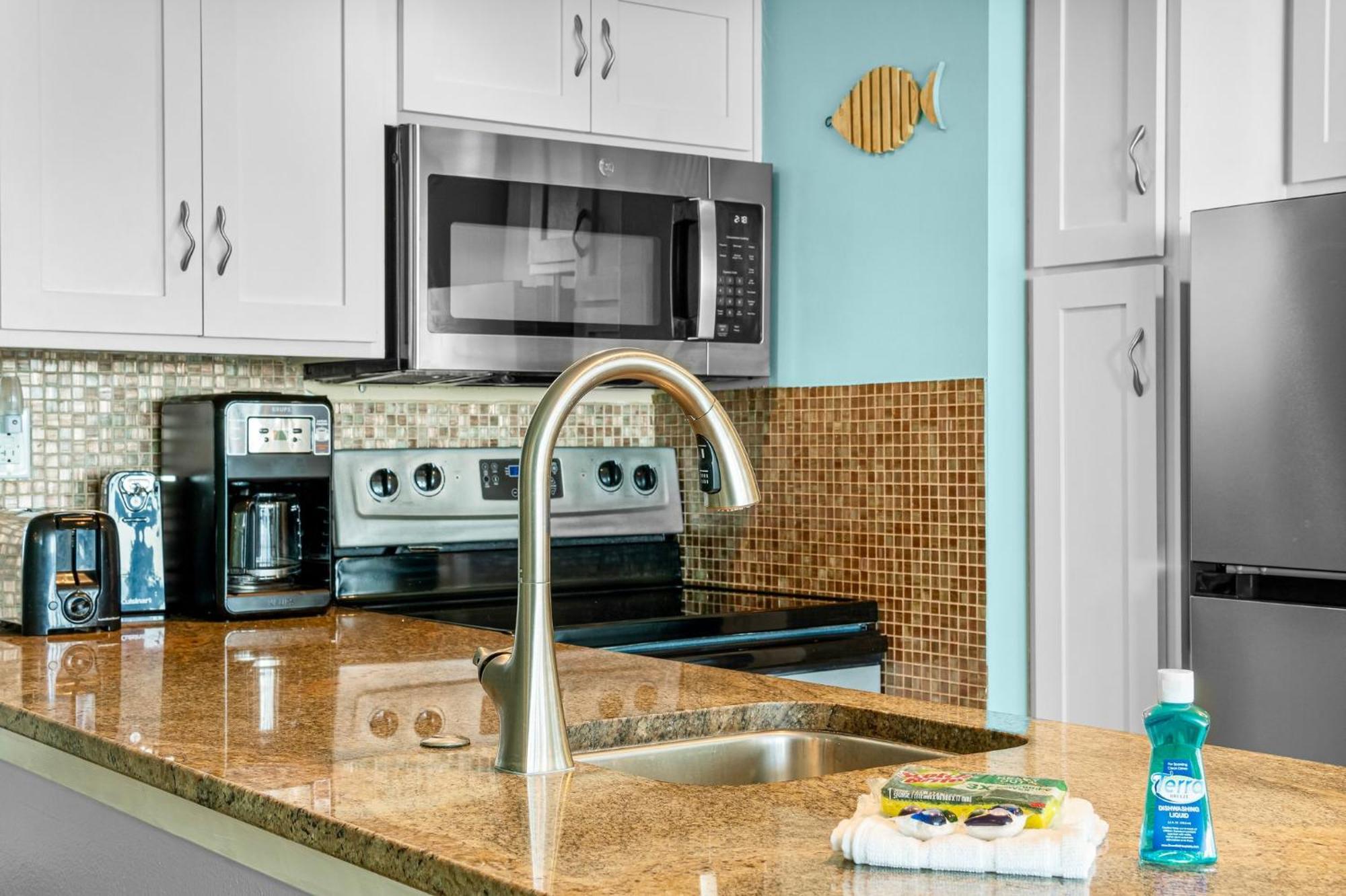 Sunbird Resort! Stunning And Ocean Views! By Dolce Getaways Pcb Apartment