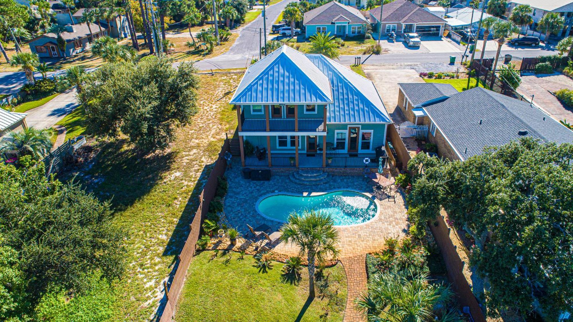 Holiday home Dancin On The Waves On Lagoon Boat Dock, Pool, Firepit Panama City Beach