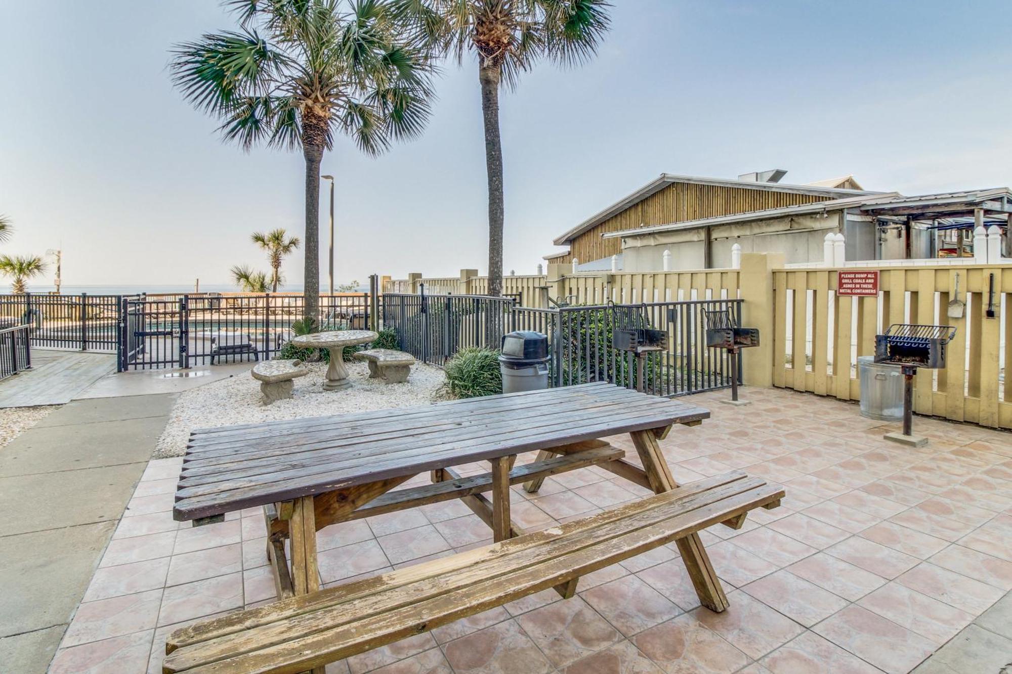Sunbird W801 Apartment