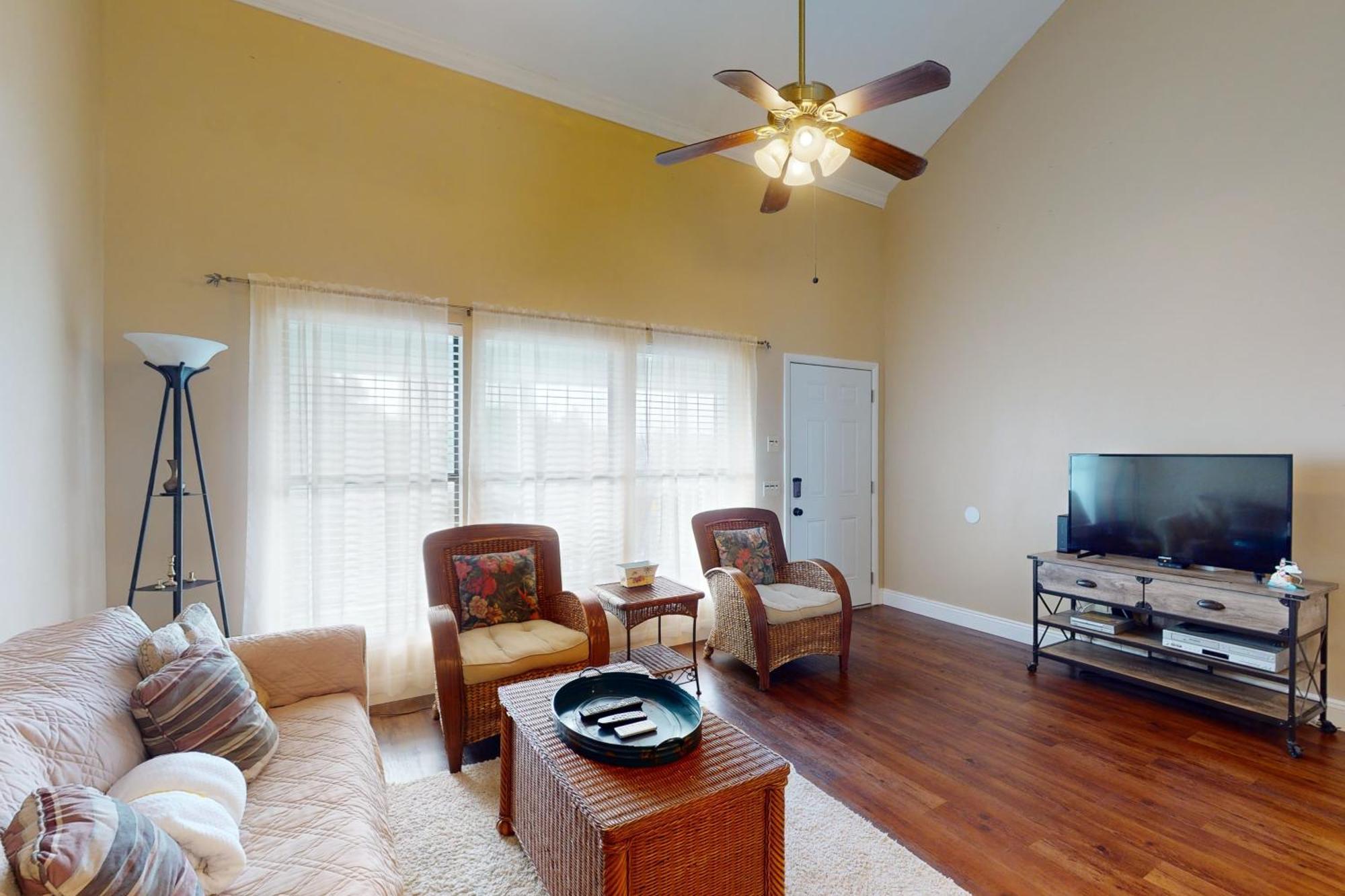 El Centro #506c Apartment *