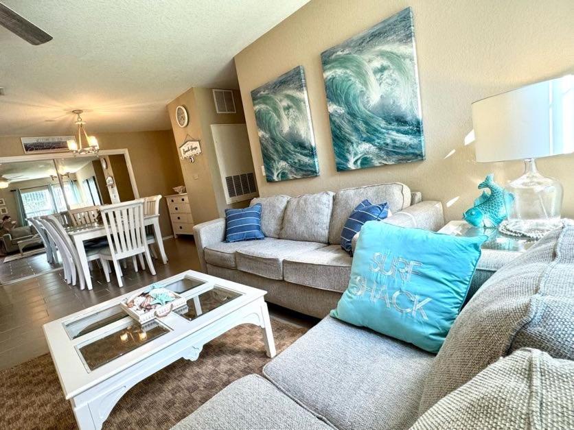 House That Sleeps 14 With Pool, Gym, Access * Panama City Beach
