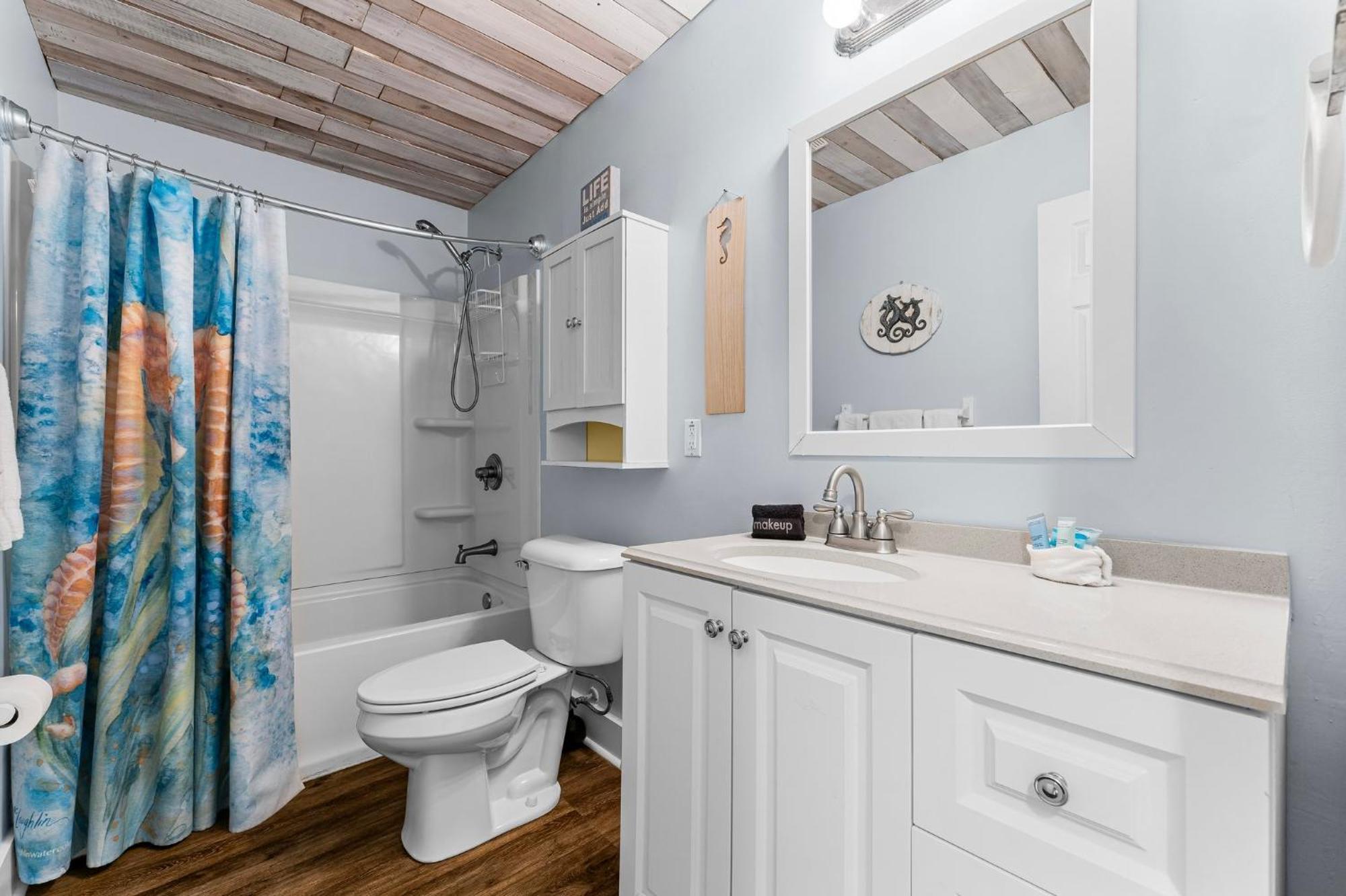 Spacious With Stylish, Modern Decor Throughout! By Dolce Getaways Pcb Panama City Beach
