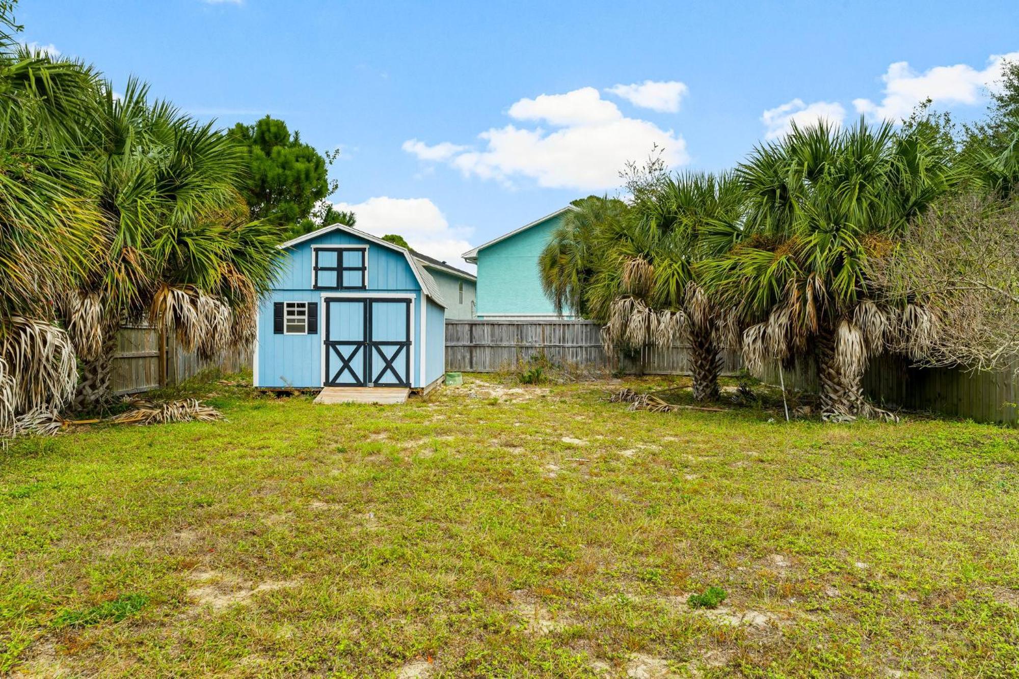 Holiday home Spacious With Stylish, Modern Decor Throughout! By Dolce Getaways Pcb