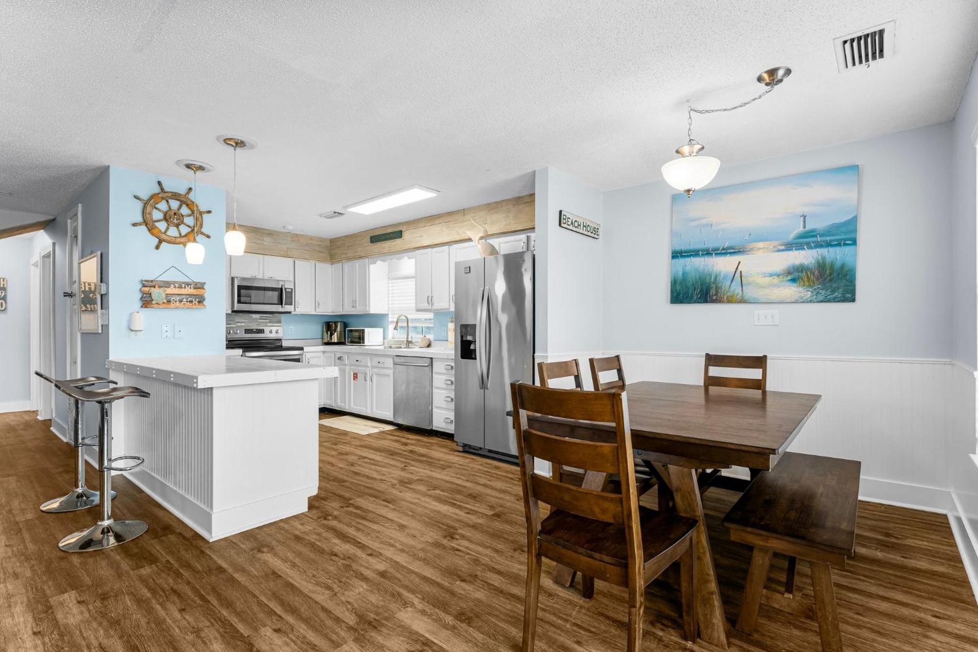 Spacious With Stylish, Modern Decor Throughout! By Dolce Getaways Pcb Panama City Beach