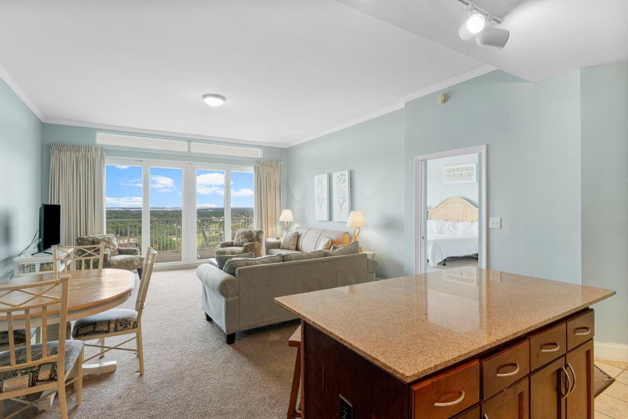 Laketown Wharf 2133