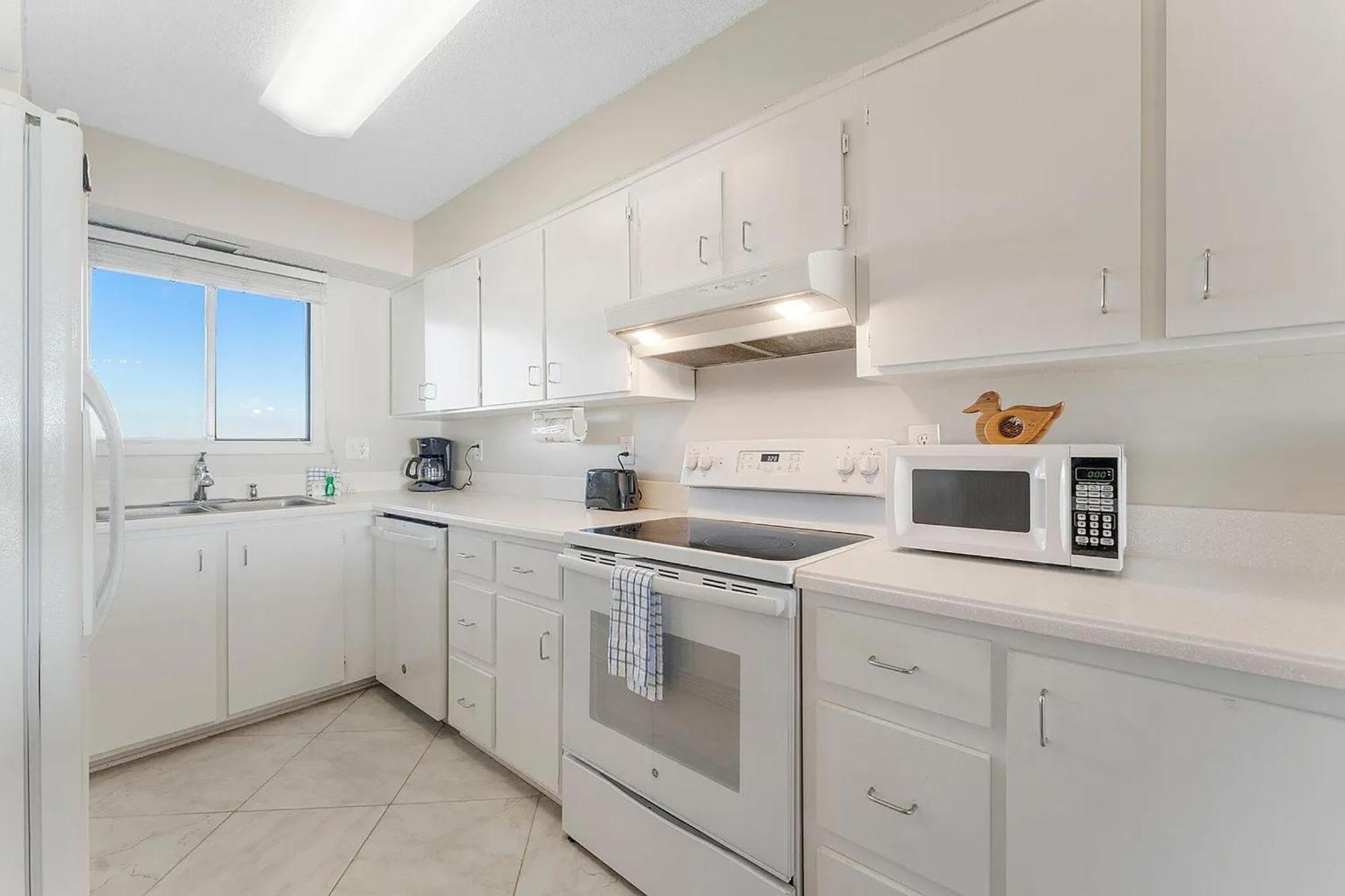 Apartment Regency Towers 1212 By Emerald Coast Retreats