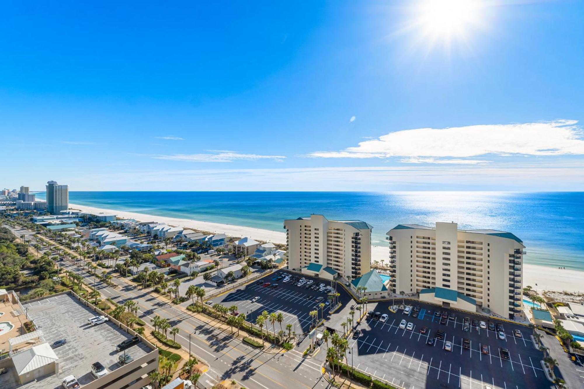 Apartment Spacious 4bd Gulfview Condo! 5 Pools! Free Chairs! By Dolce Getaways