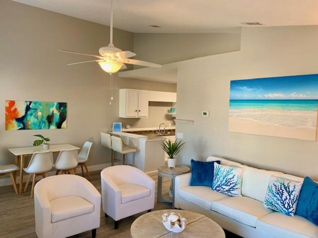 Adorable , Just Steps Away! * Panama City Beach