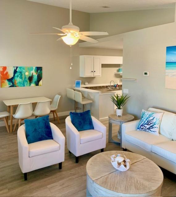 Holiday home Adorable , Just Steps Away! Panama City Beach