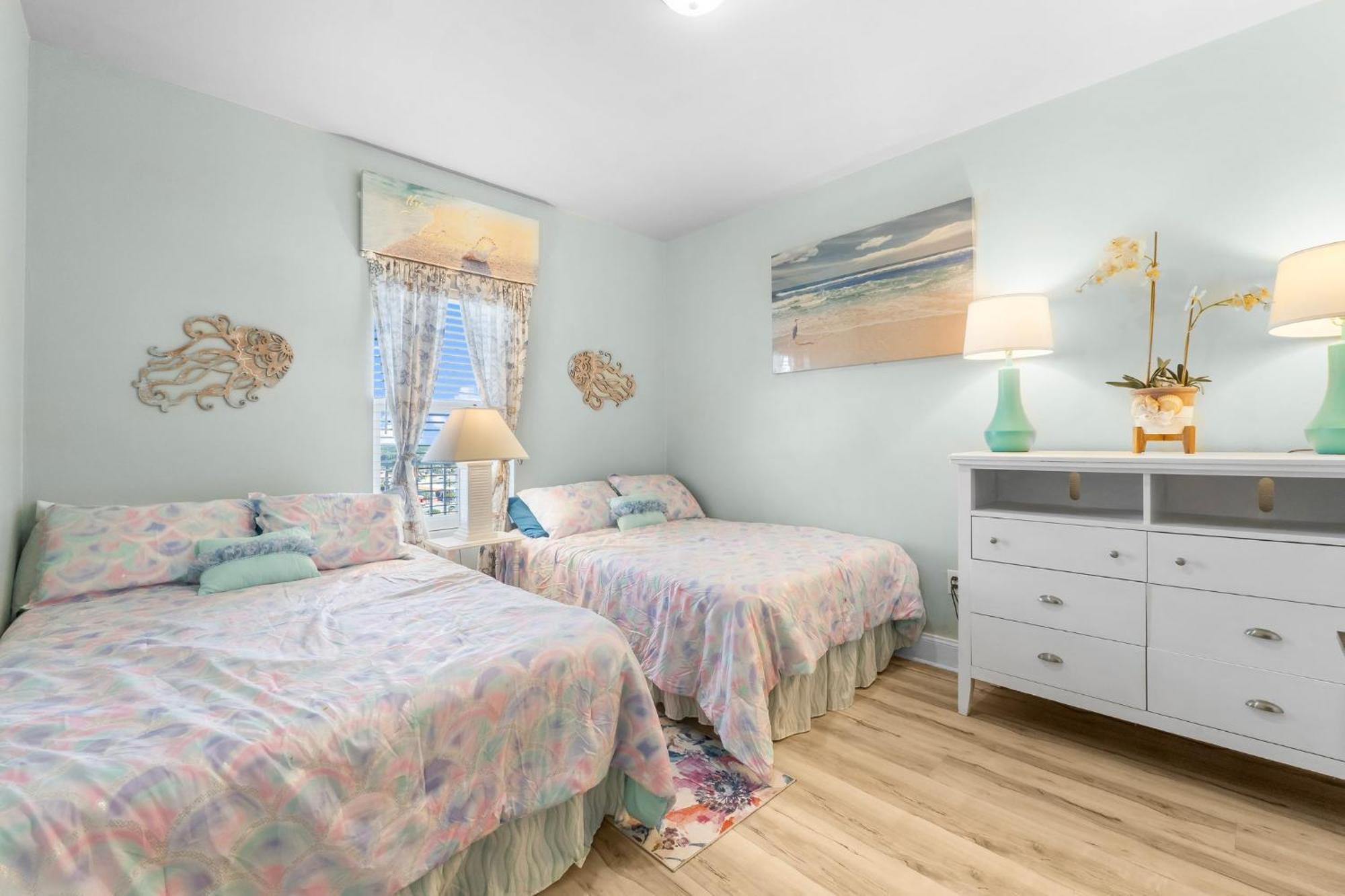 & Ocean Views! Steps To & Dining, Sleeps 9! Dolce Getaways Pcb Panama City Beach