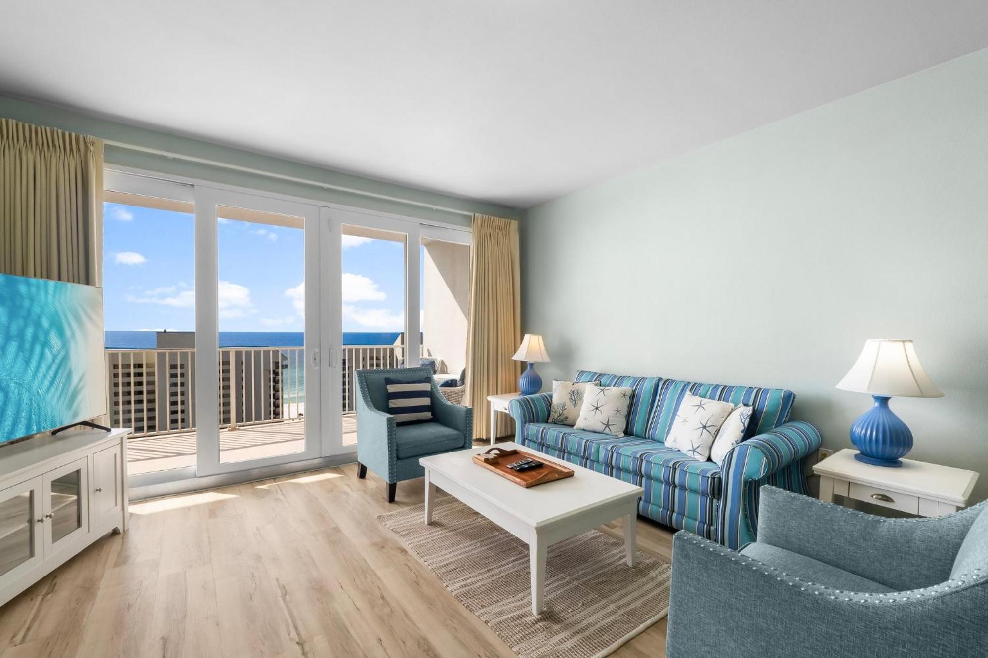 & Ocean Views! Steps To & Dining, Sleeps 9! Dolce Getaways Pcb *