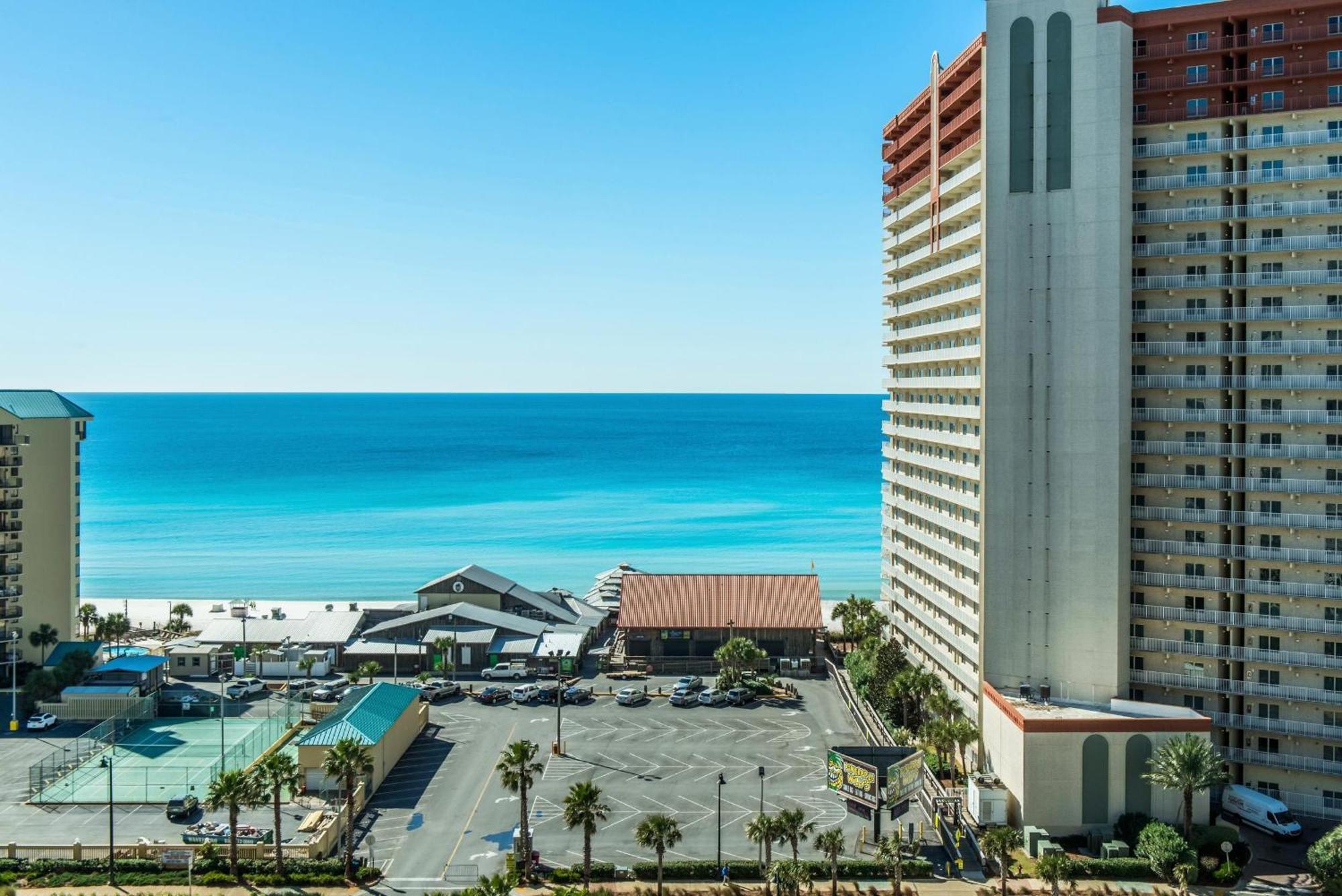 Apartment Laketown Wharf 2013 Panama City Beach
