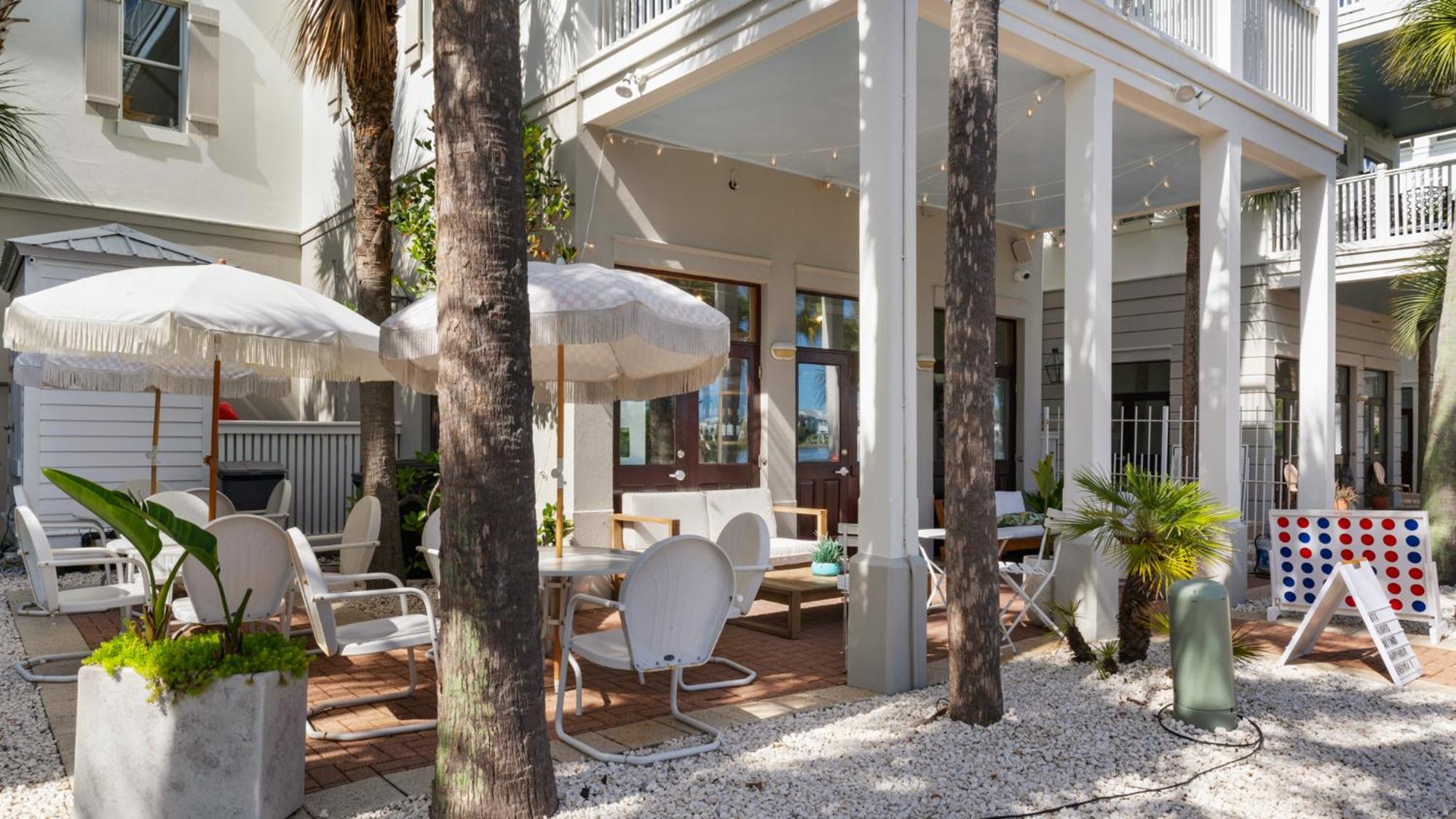 Walking On Sunshine - Benchmark Management Holiday home *