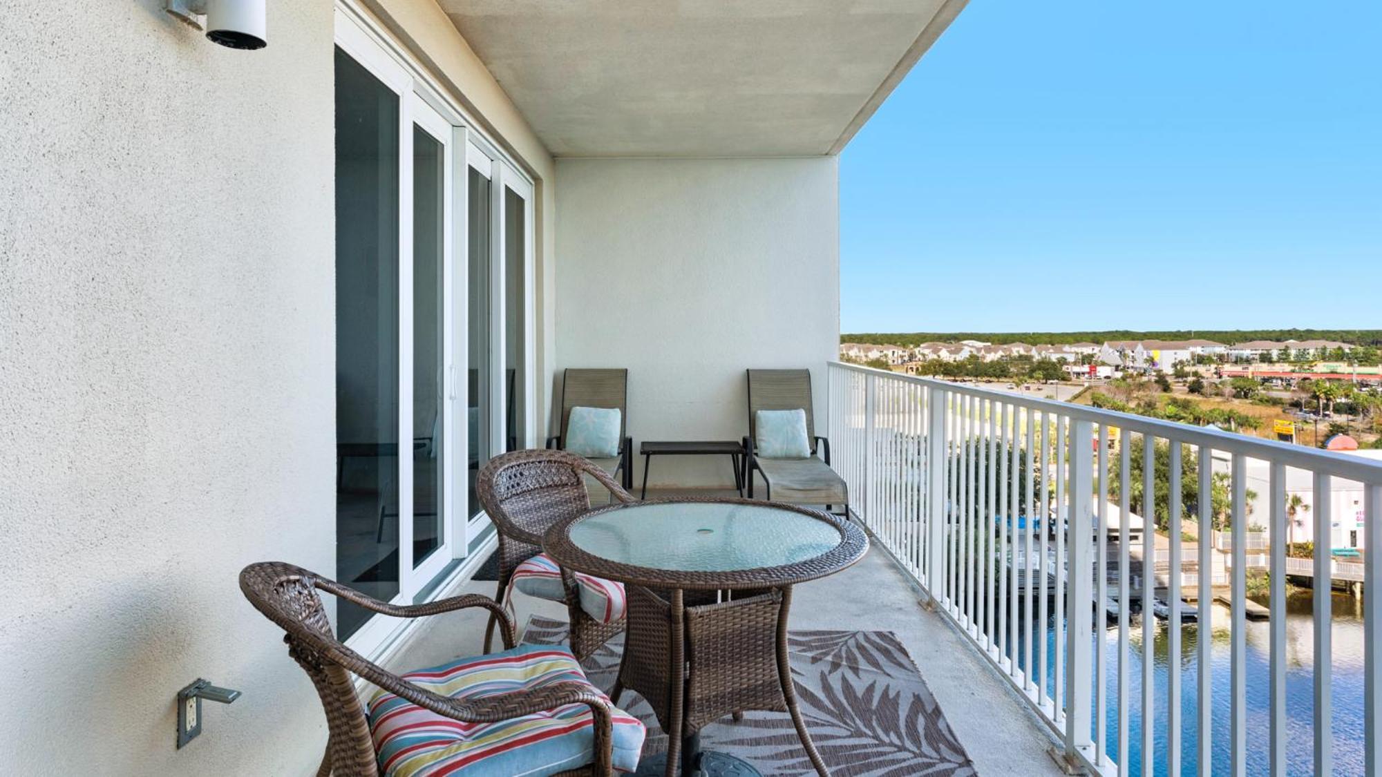 Holiday home Laketown Wharf 729 - Paradise Retreat