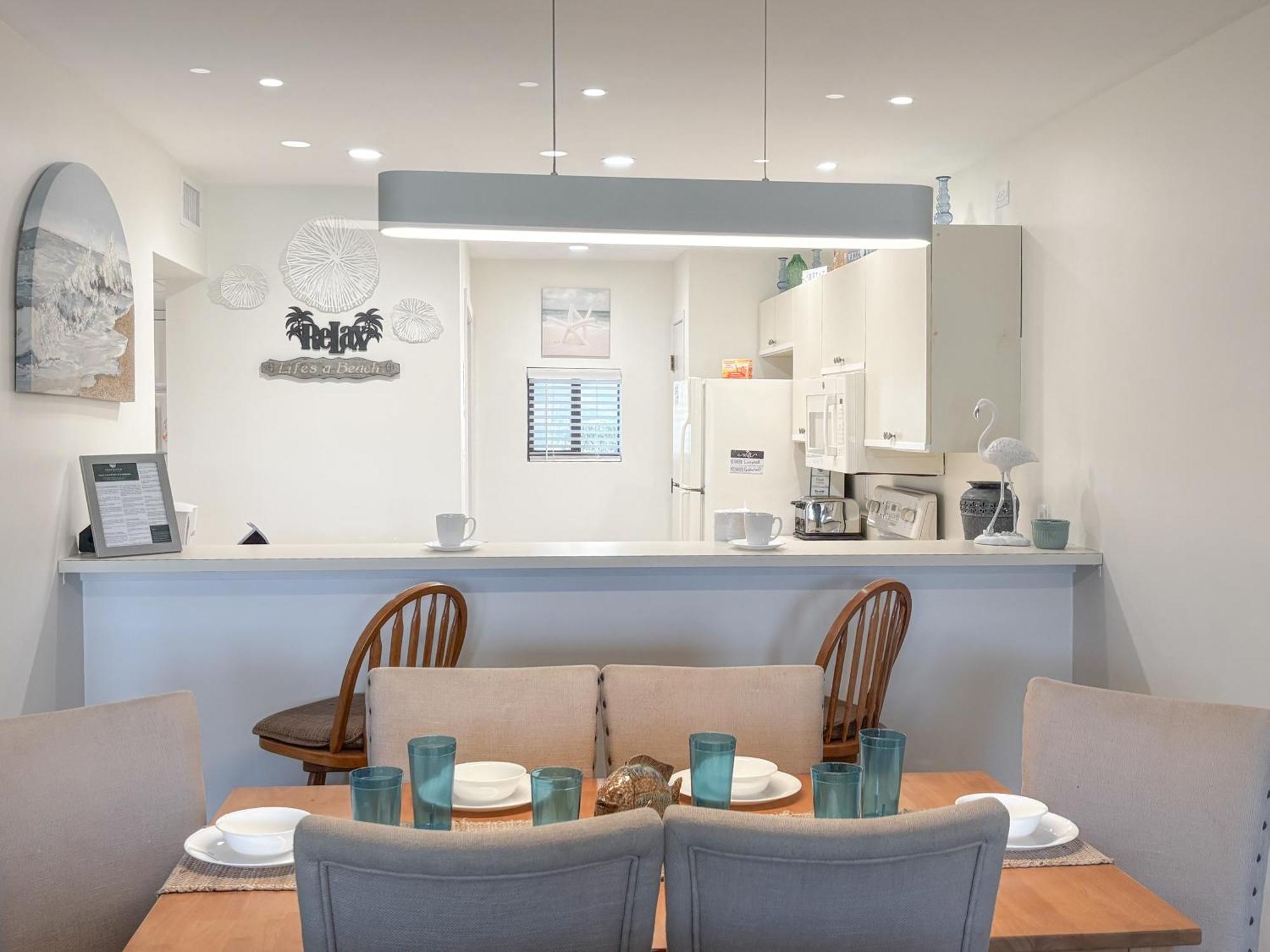Edgewater 2504 'by The Pool' Holiday home *