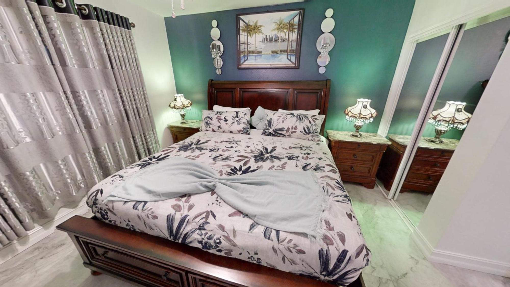 Holiday home Emerald 1835