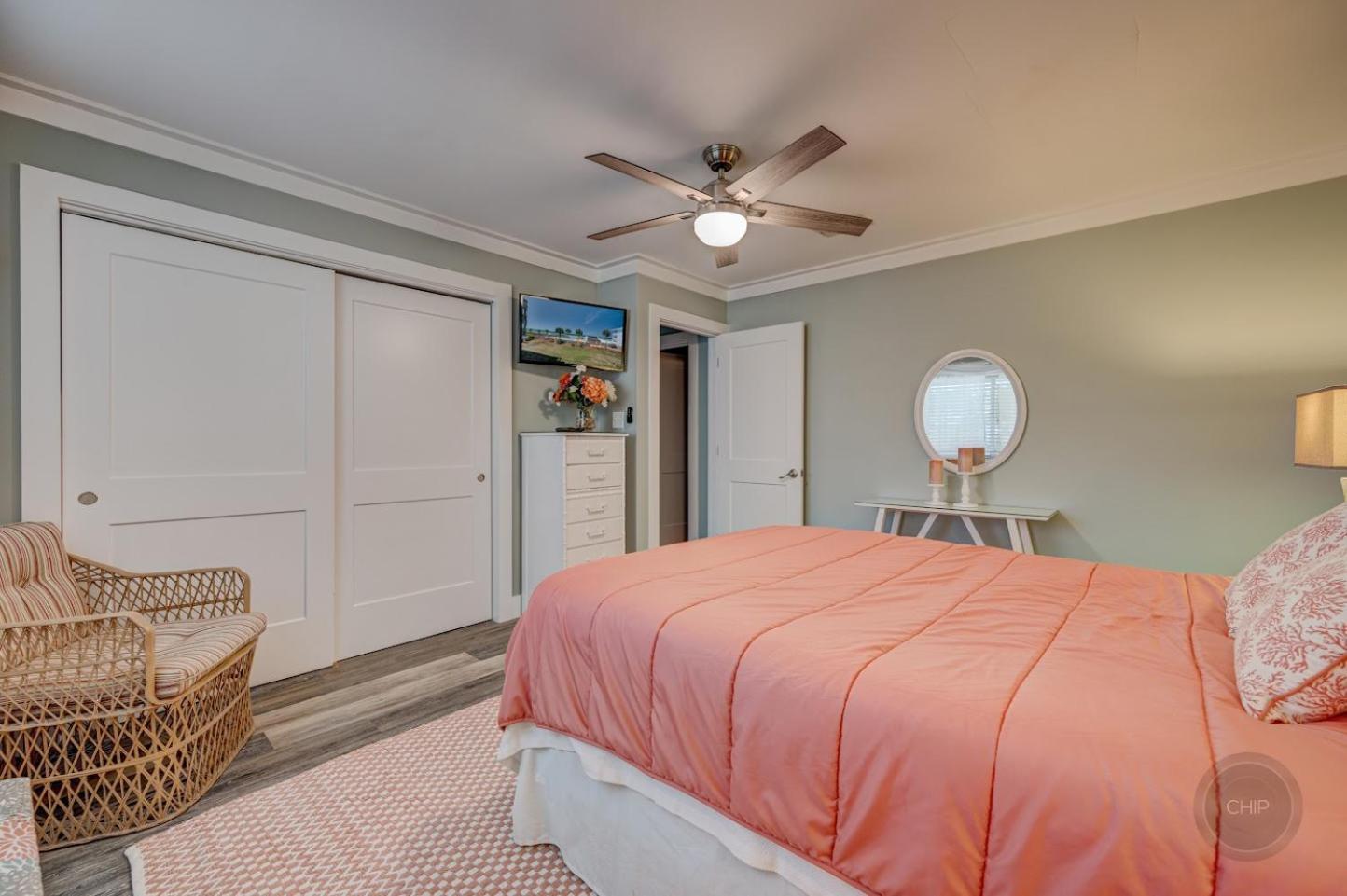 Our Happy Place! Seasonal Srv! Pool & Gulf Views! Holiday home Panama City Beach