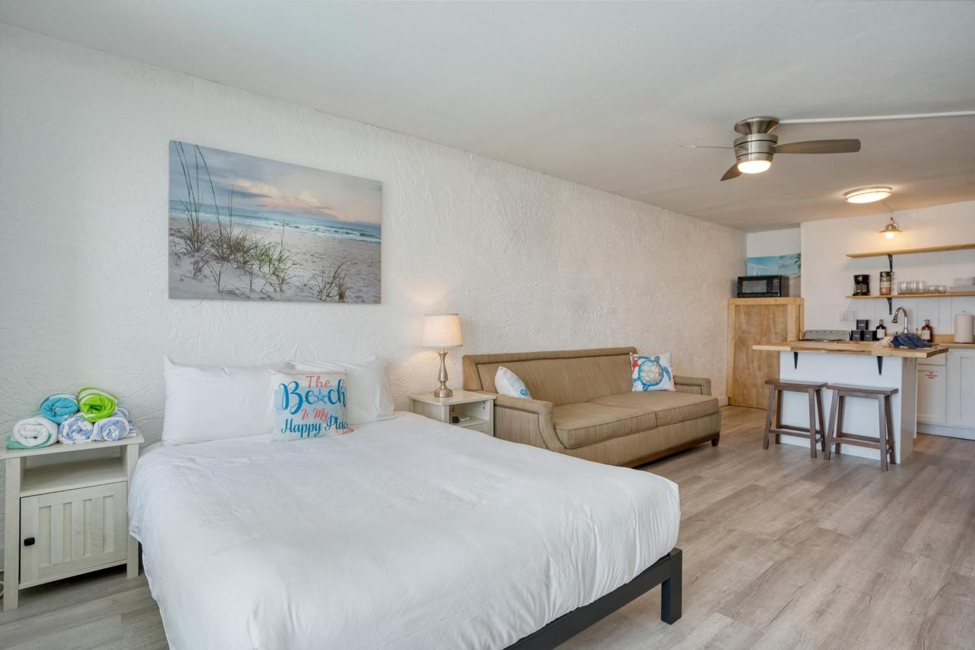 Ambassador C204 By Avantstay Beachfront Access *