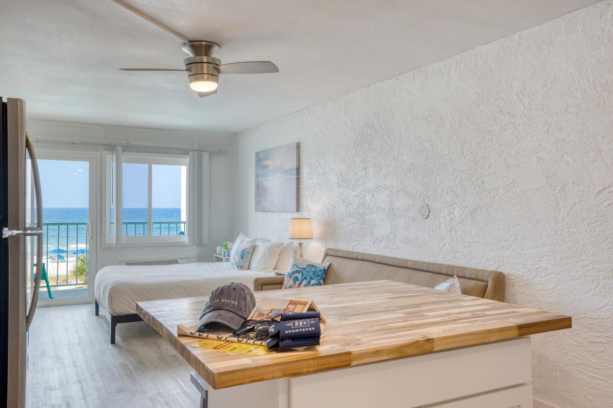 Holiday home Ambassador C204 By Avantstay Beachfront Access Panama City Beach