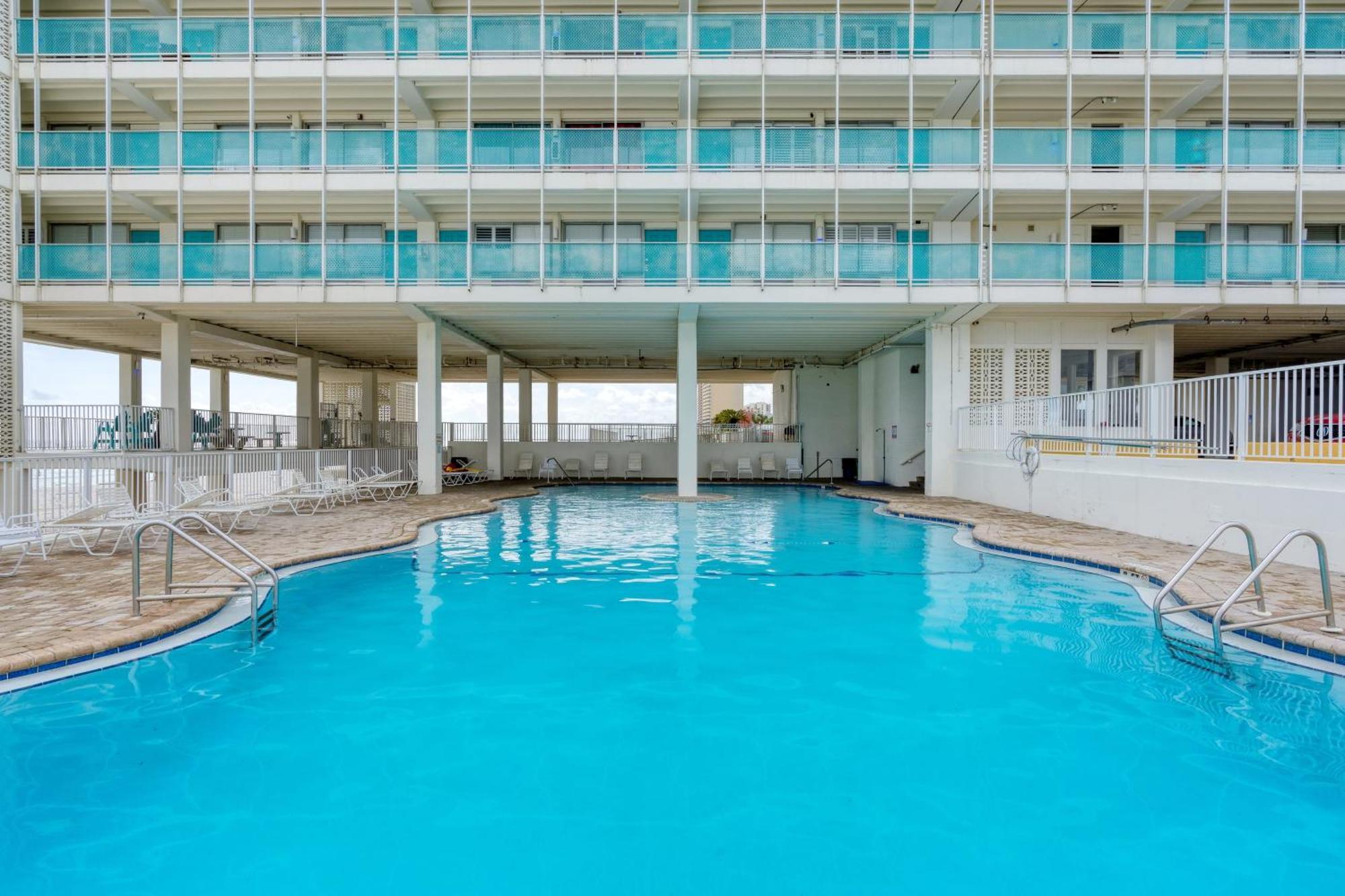 Holiday home Fontainebleau 335 By Avantstay Beachfront Access *