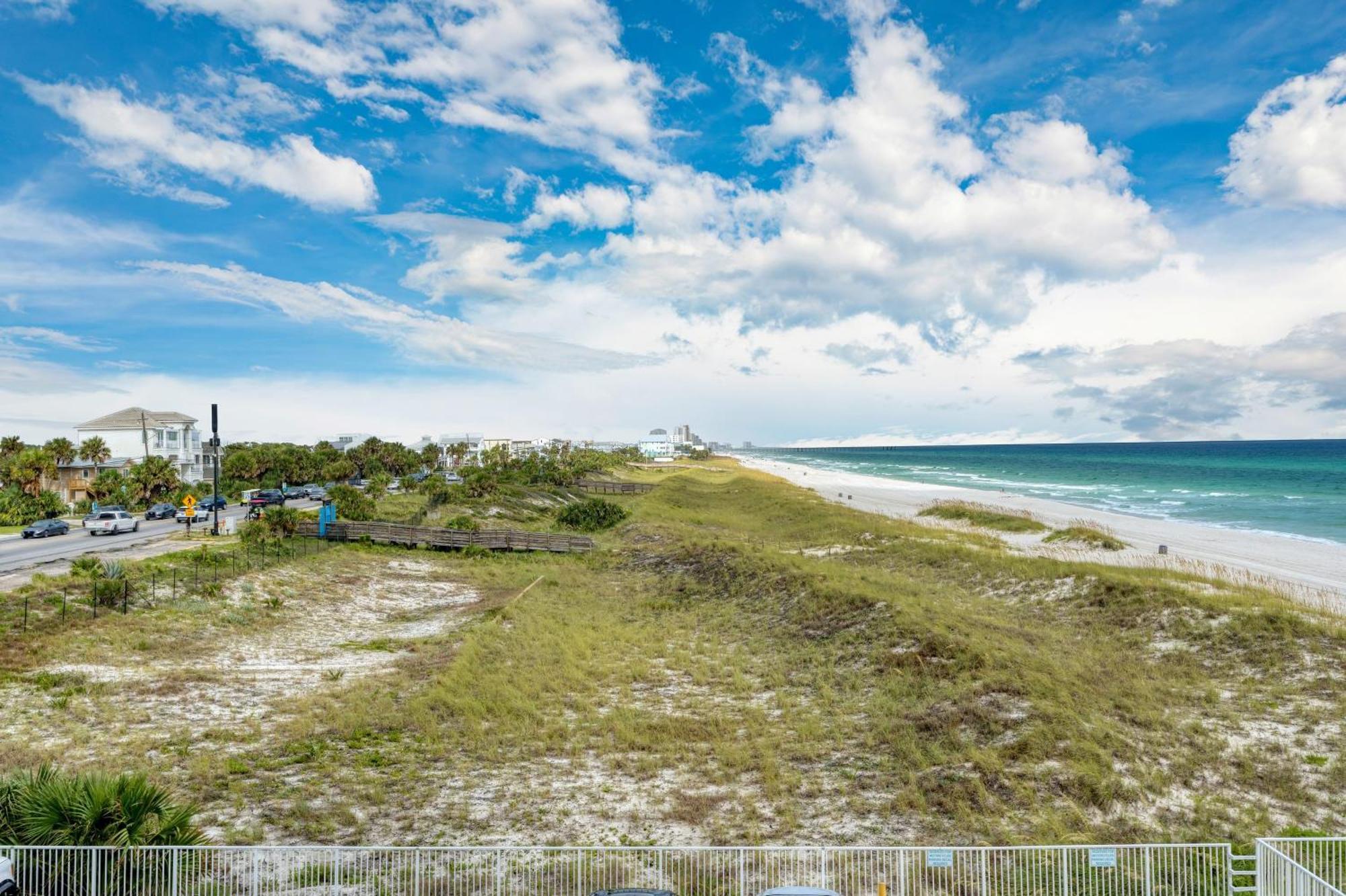 Fontainebleau 335 By Avantstay Beachfront Access Holiday home