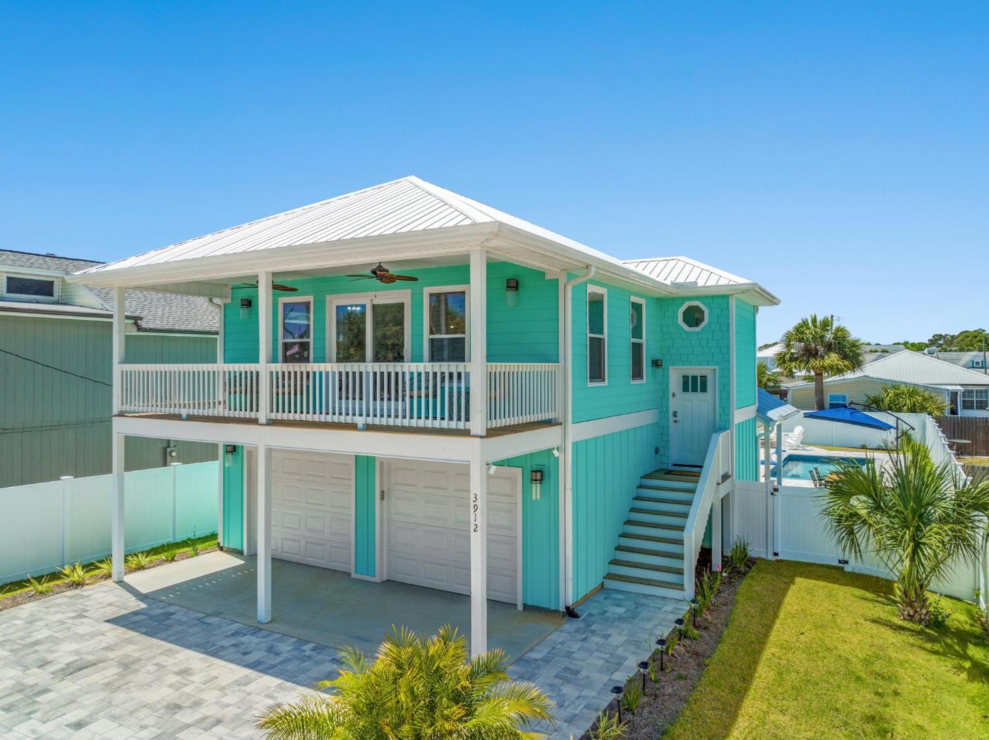 Heated Pool & Pet Friendly - Minutes To - Spacious Backyard - Flpcb38 Holiday home *