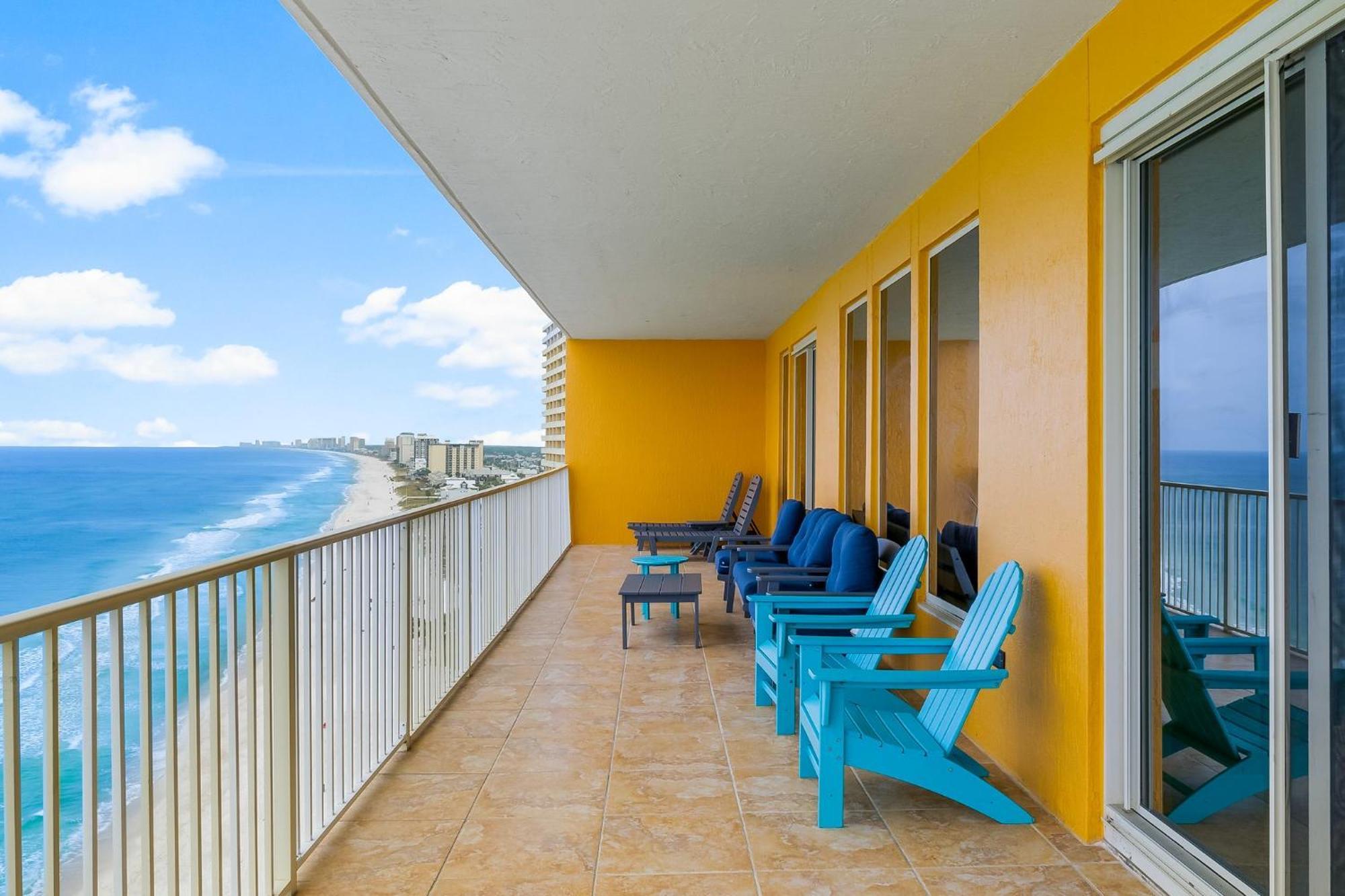 Apartment Treasure Island 1401