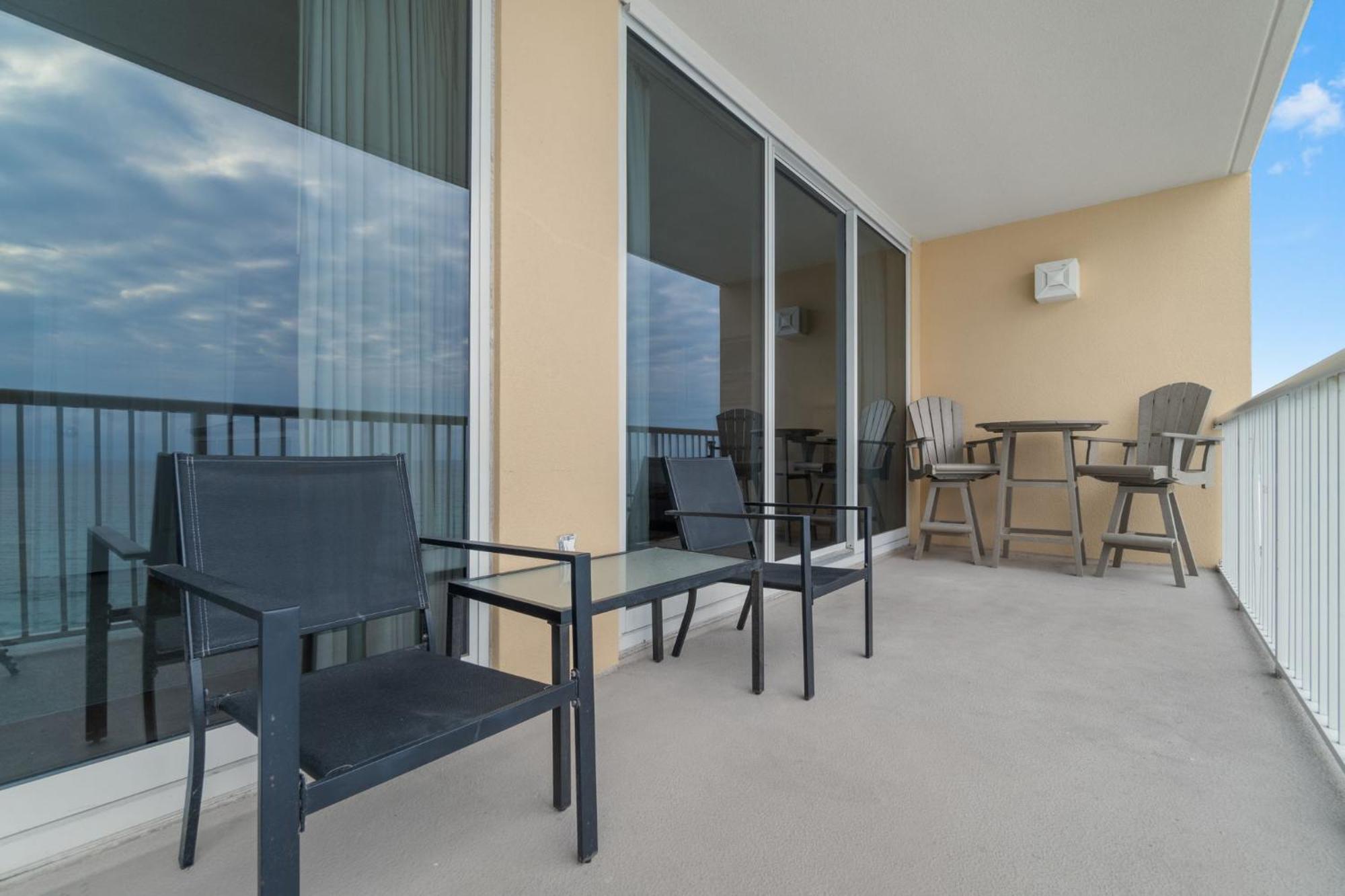 1103 Maj Apartment *